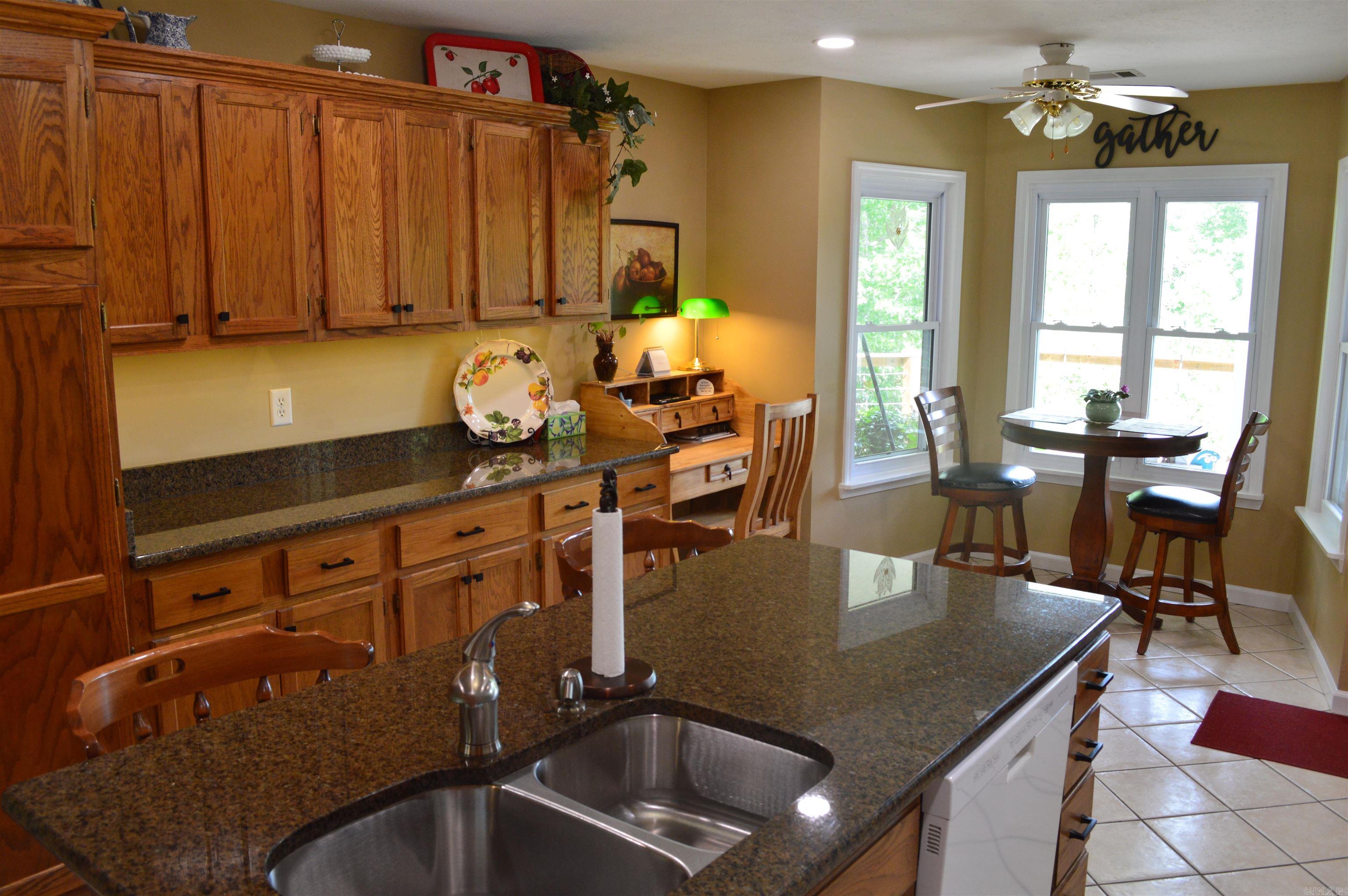 1005  Georgia Ridge  Searcy, AR