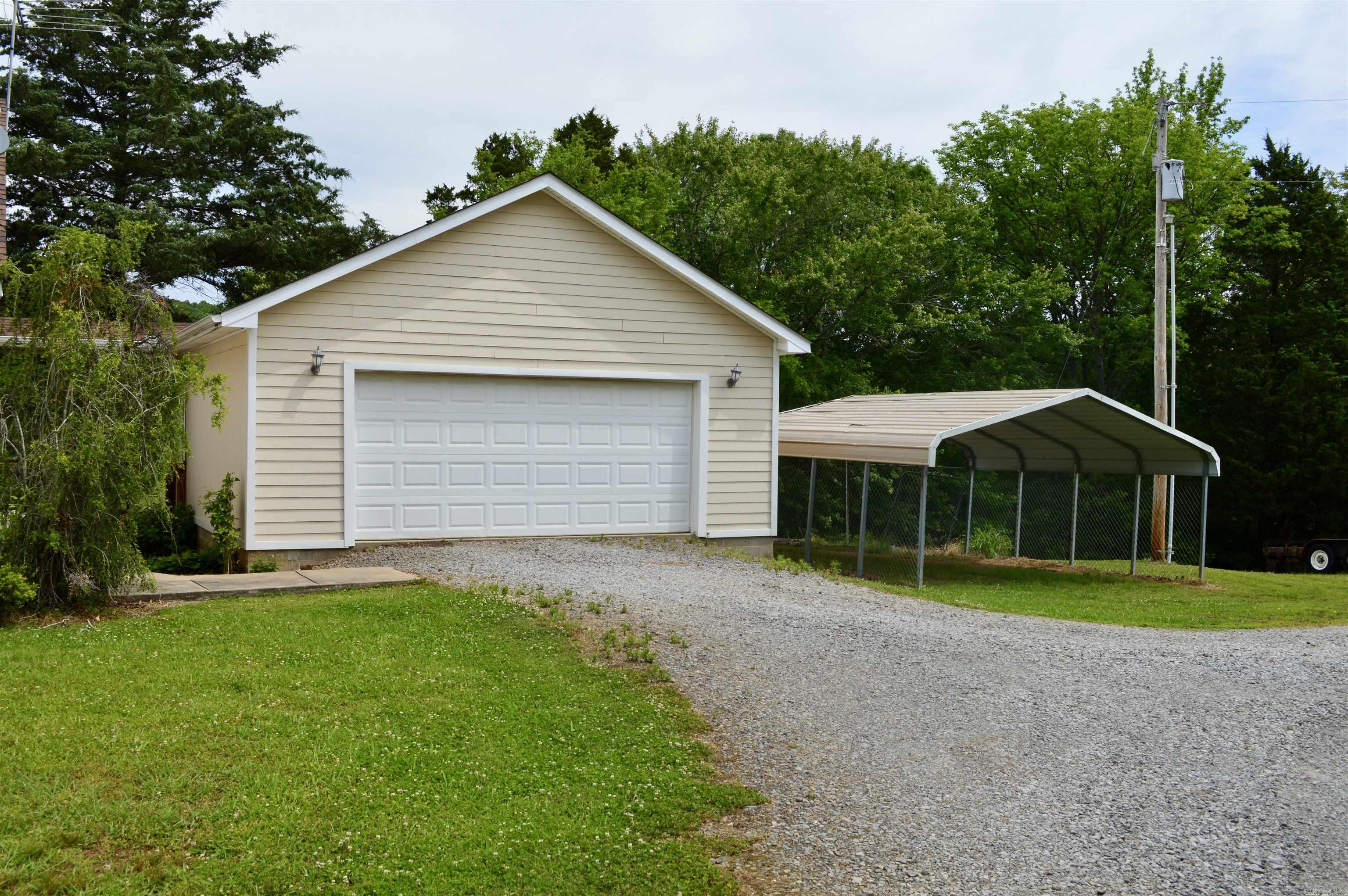 1005  Georgia Ridge  Searcy, AR