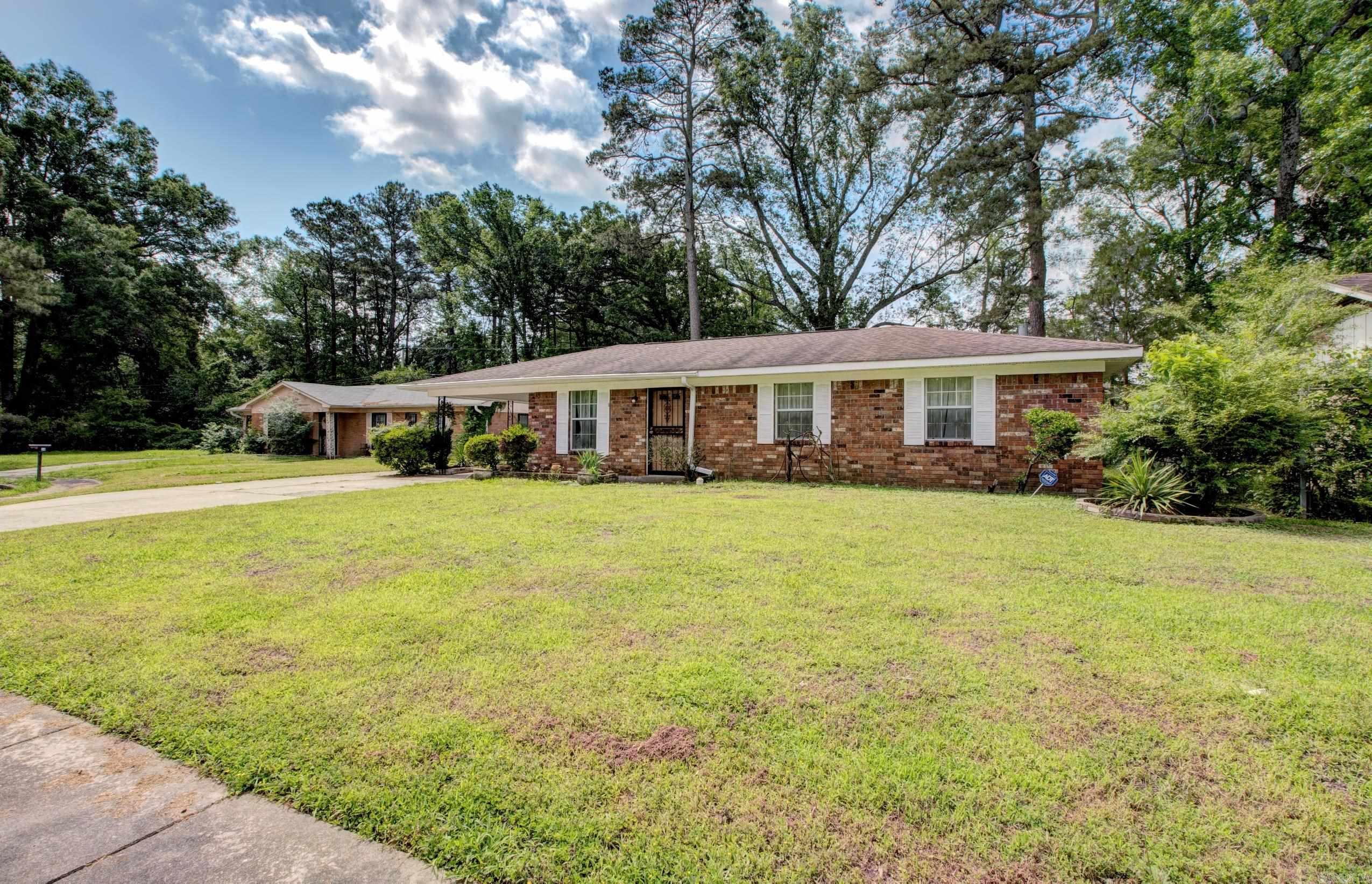 32  Bonnie Park Dr  Pine Bluff, AR