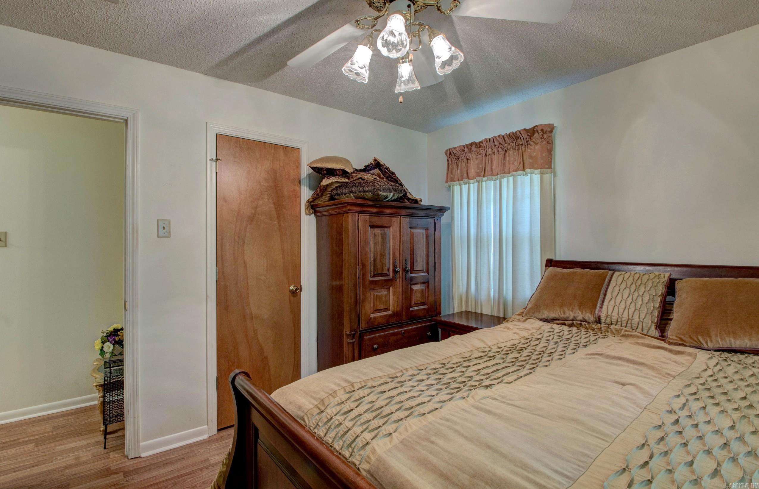 32  Bonnie Park Dr  Pine Bluff, AR