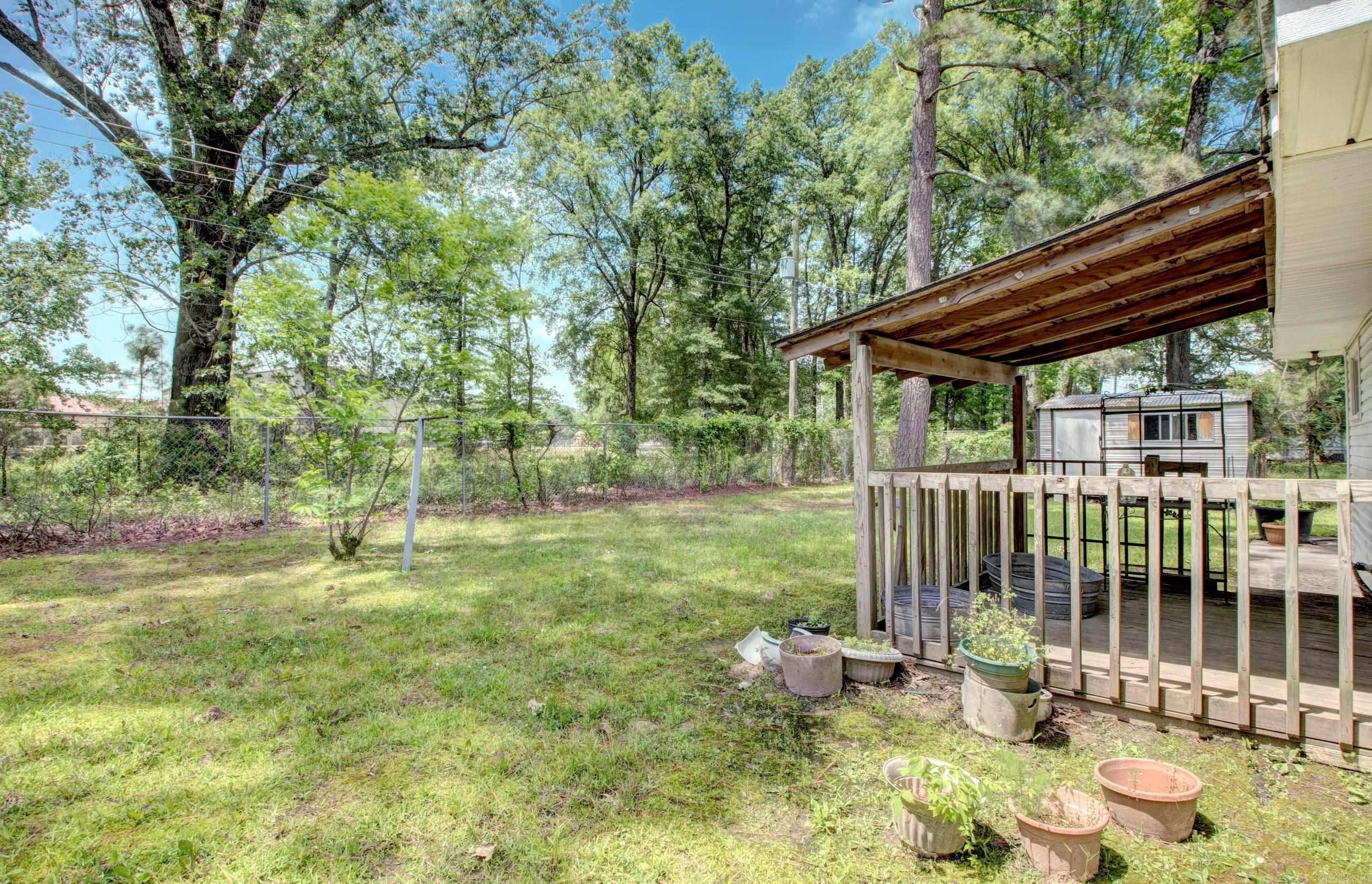 32  Bonnie Park Dr  Pine Bluff, AR