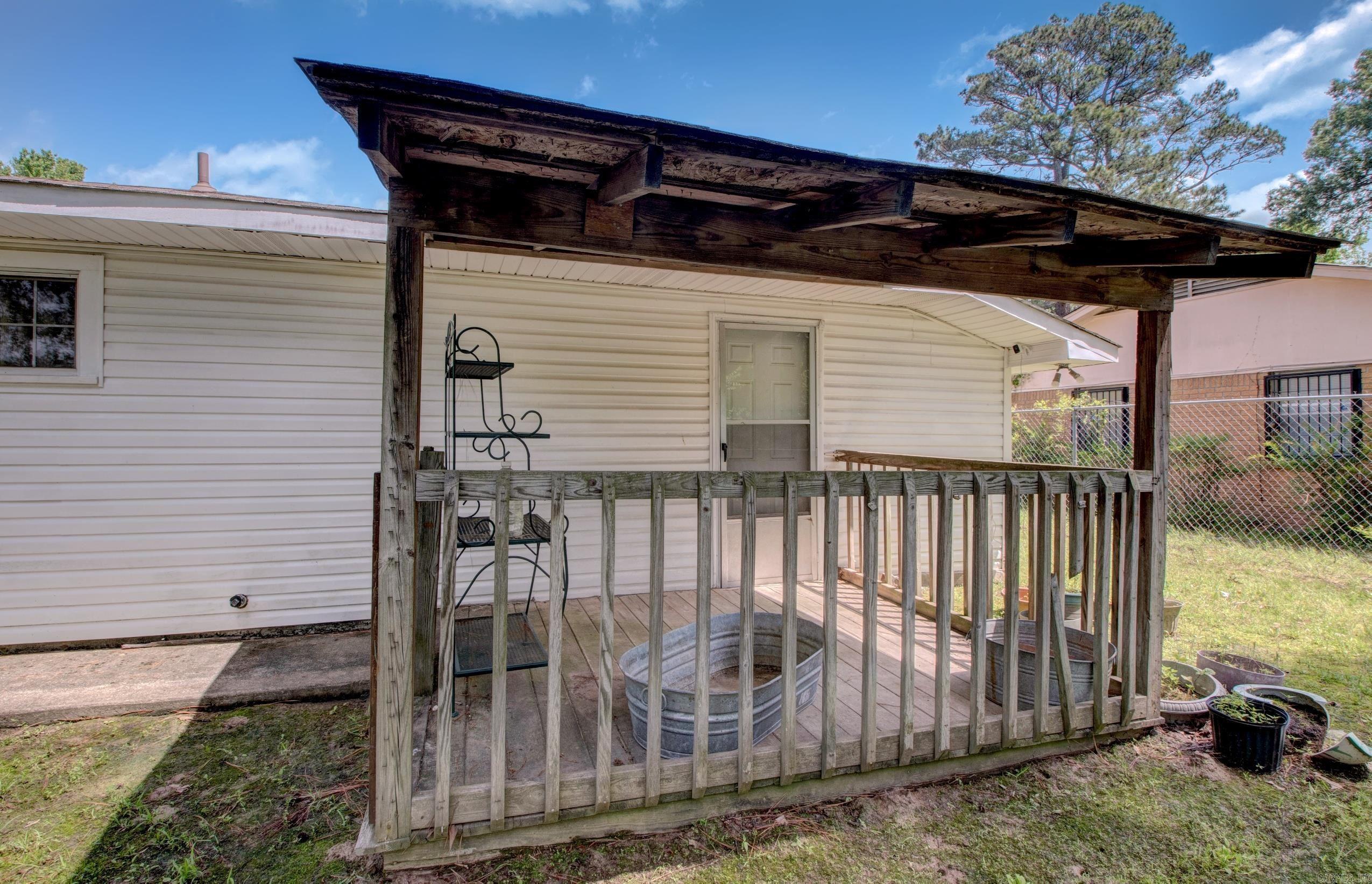 32  Bonnie Park Dr  Pine Bluff, AR
