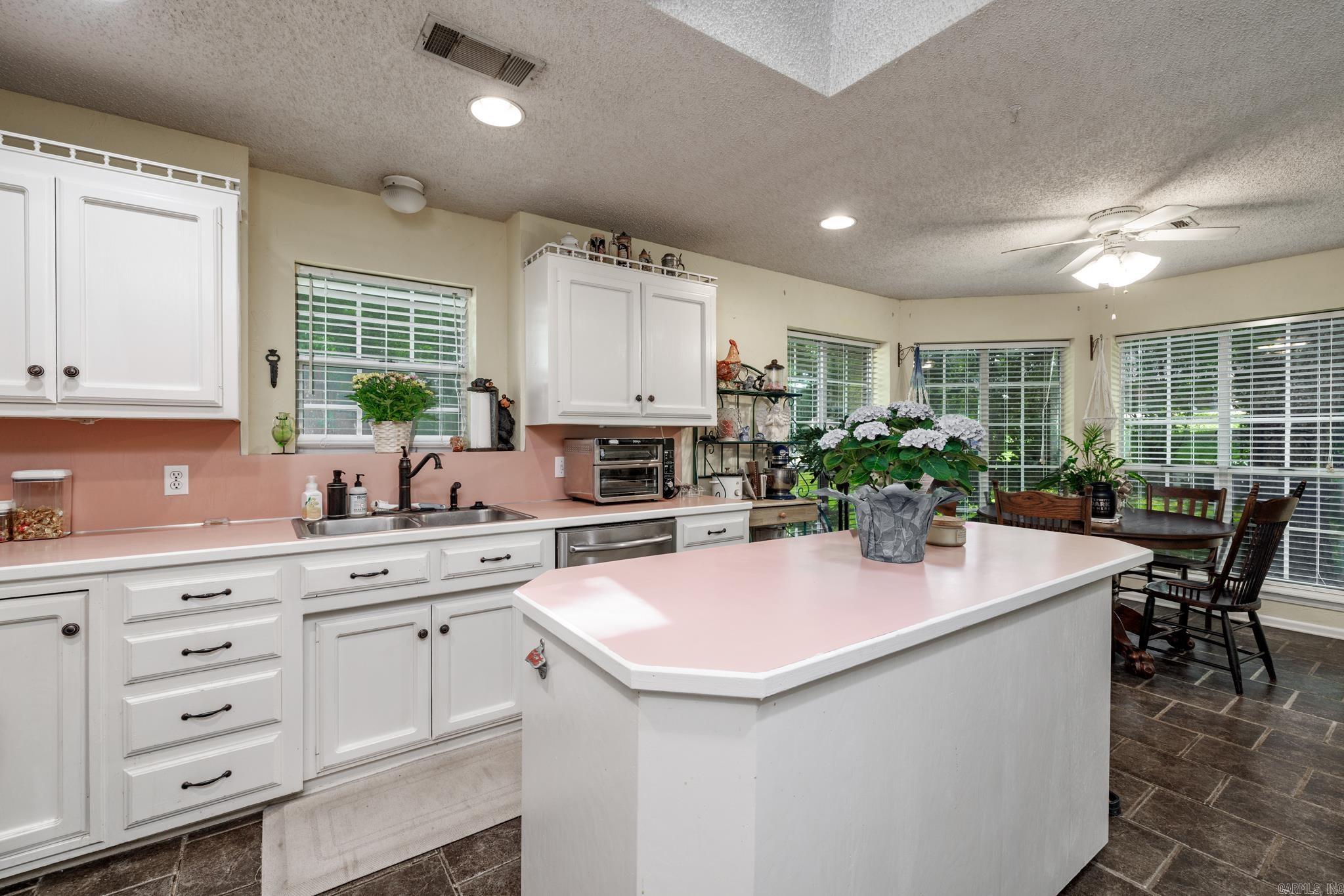 15  Edgewood  Arkadelphia, AR