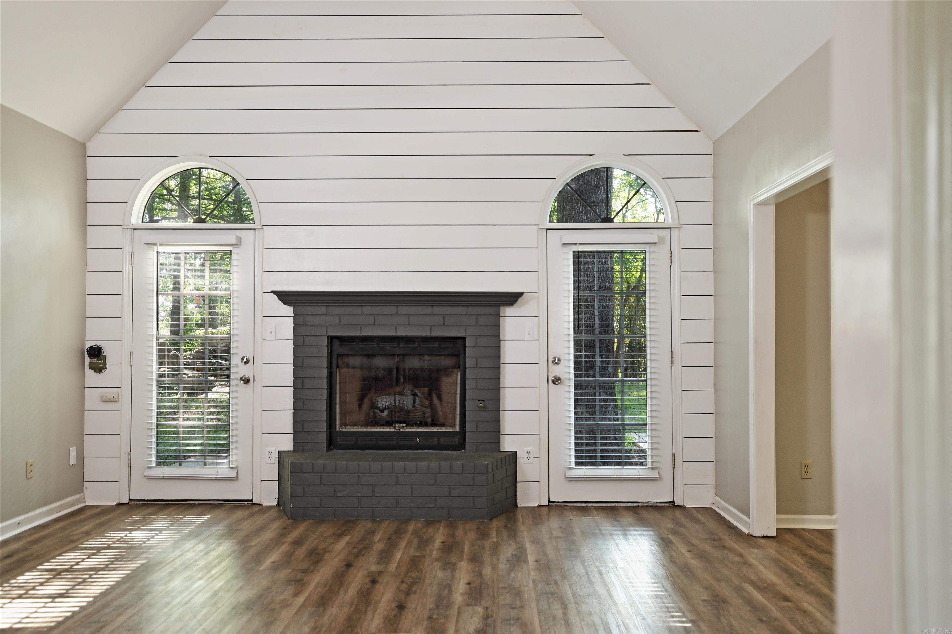 1309  Frontier  White Hall, AR