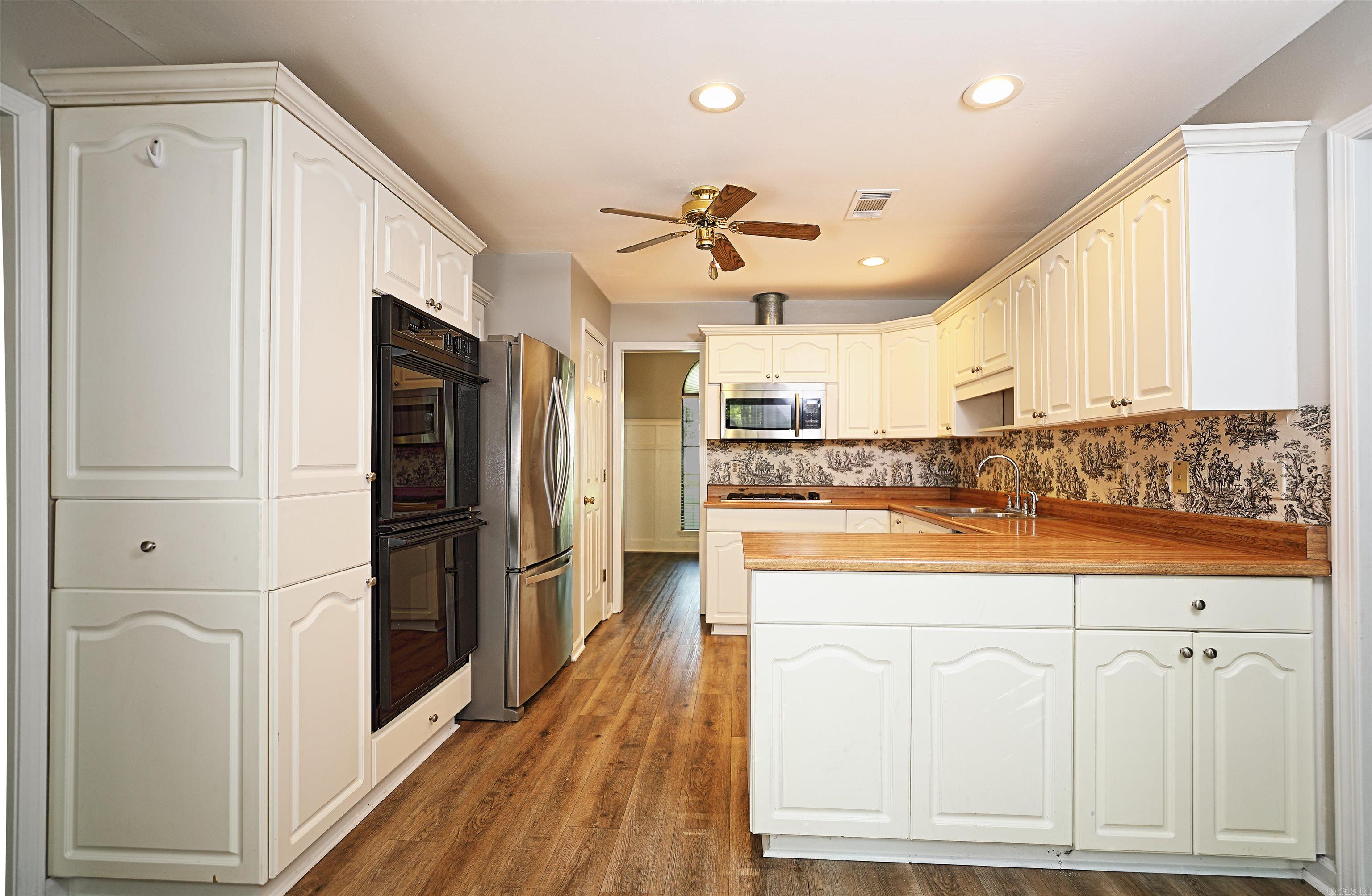 1309  Frontier  White Hall, AR