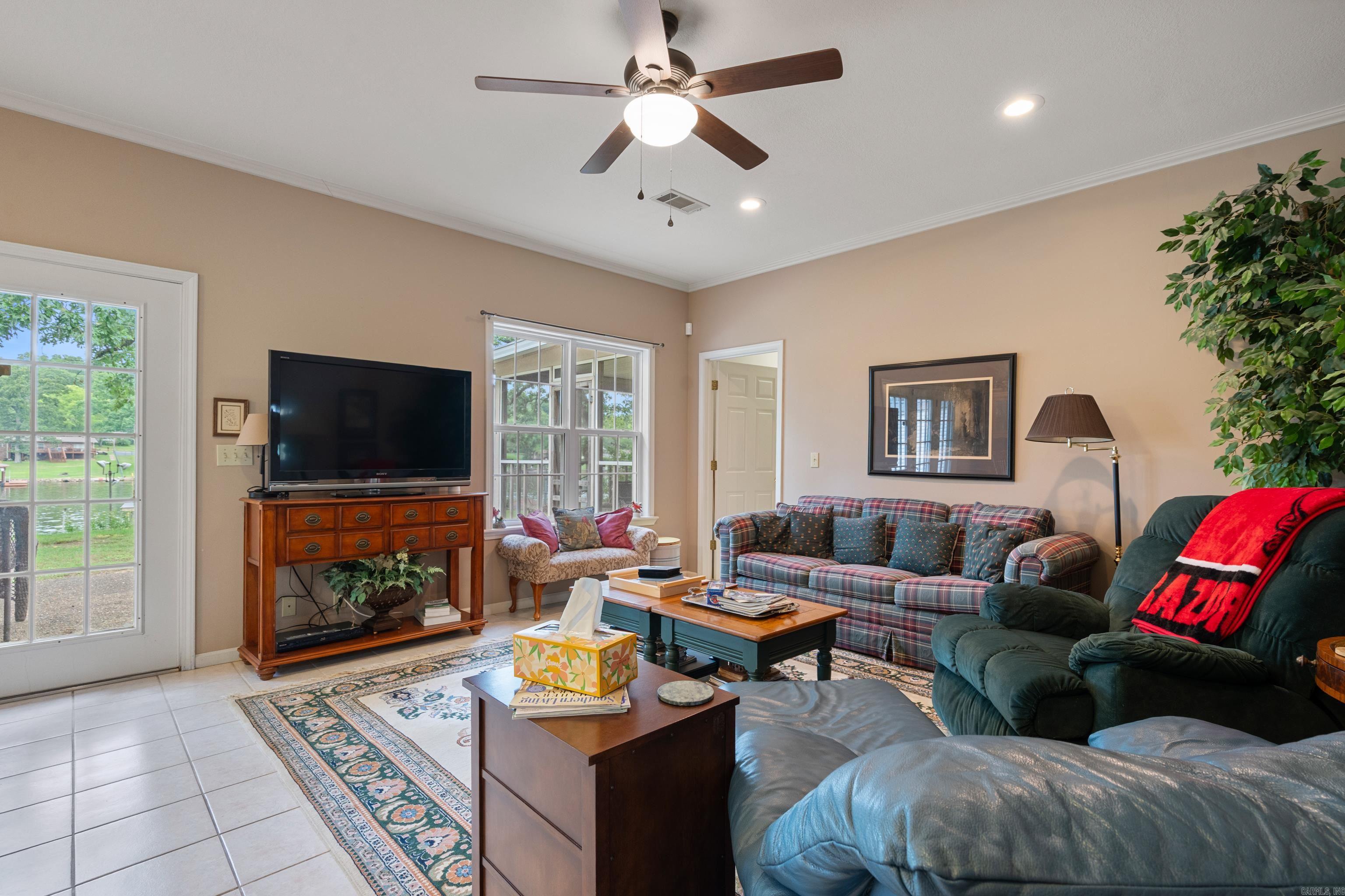 365  Lakeland  Hot Springs, AR