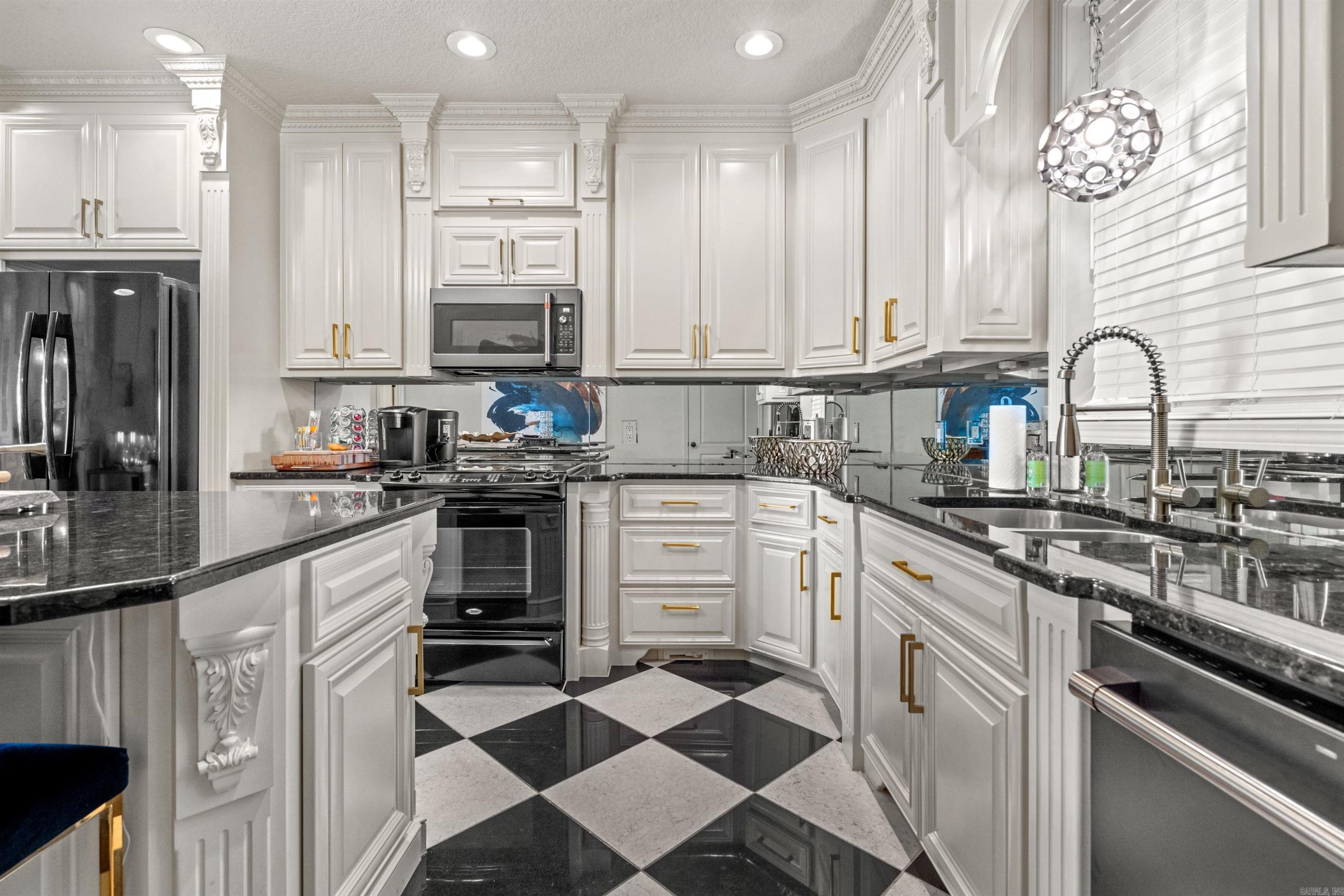 130  Grand Isle Dr  Hot Springs, AR