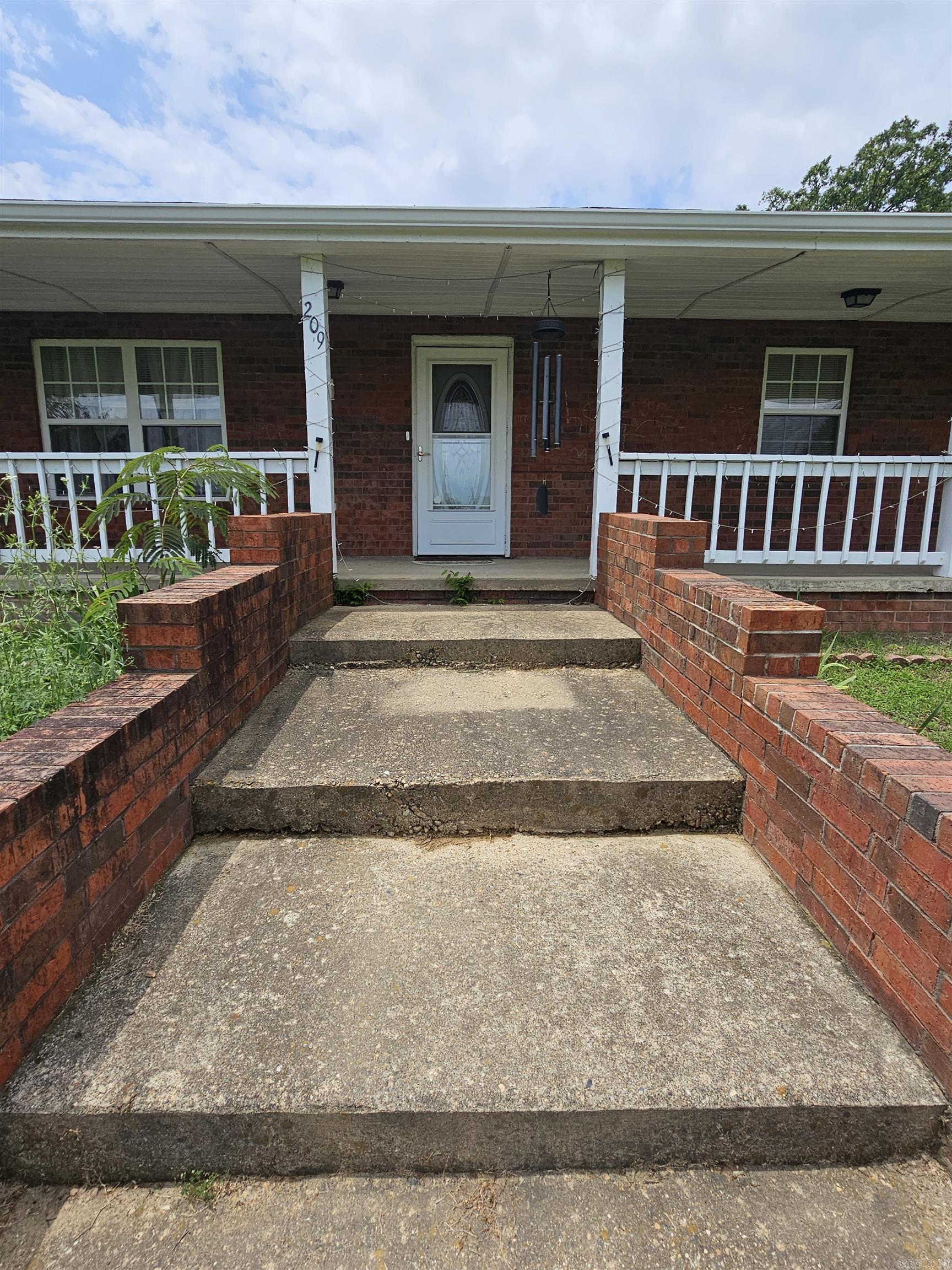209  Church Ave  Mena, AR