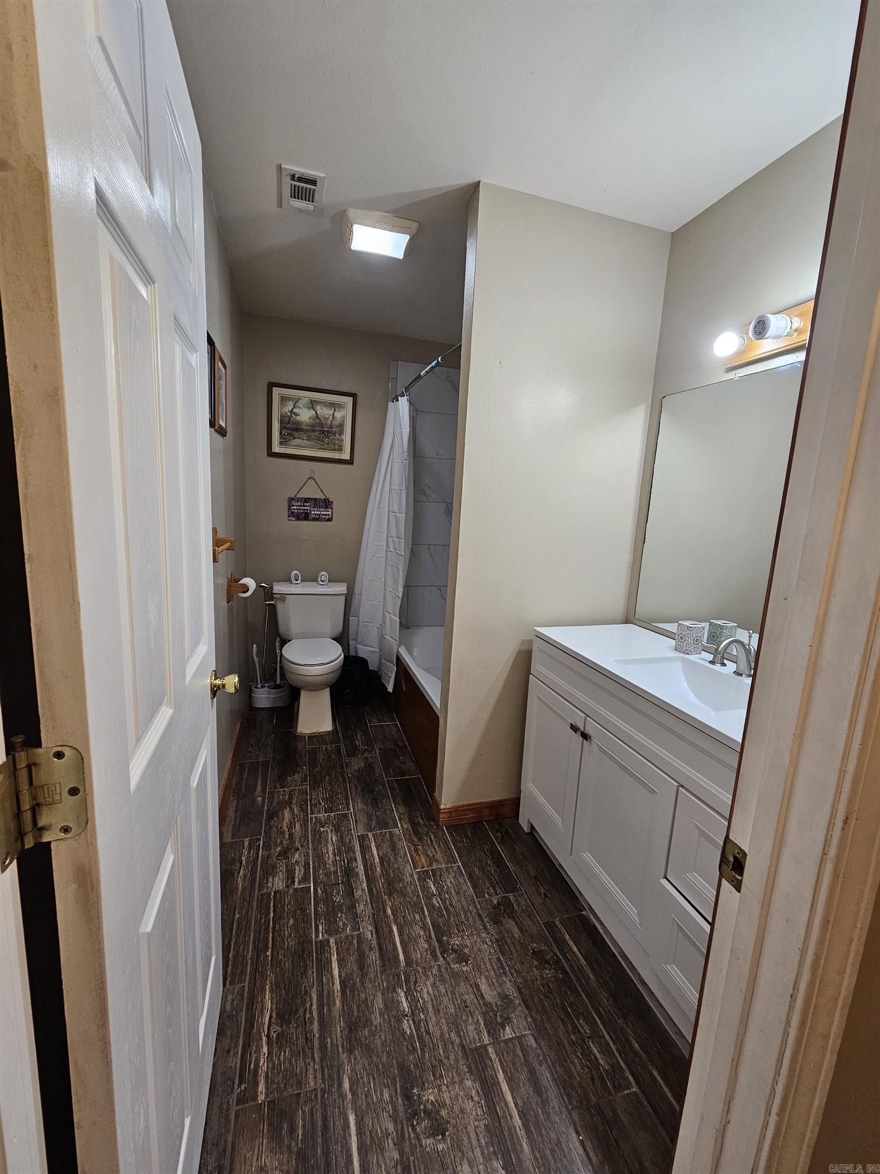 209  Church Ave  Mena, AR