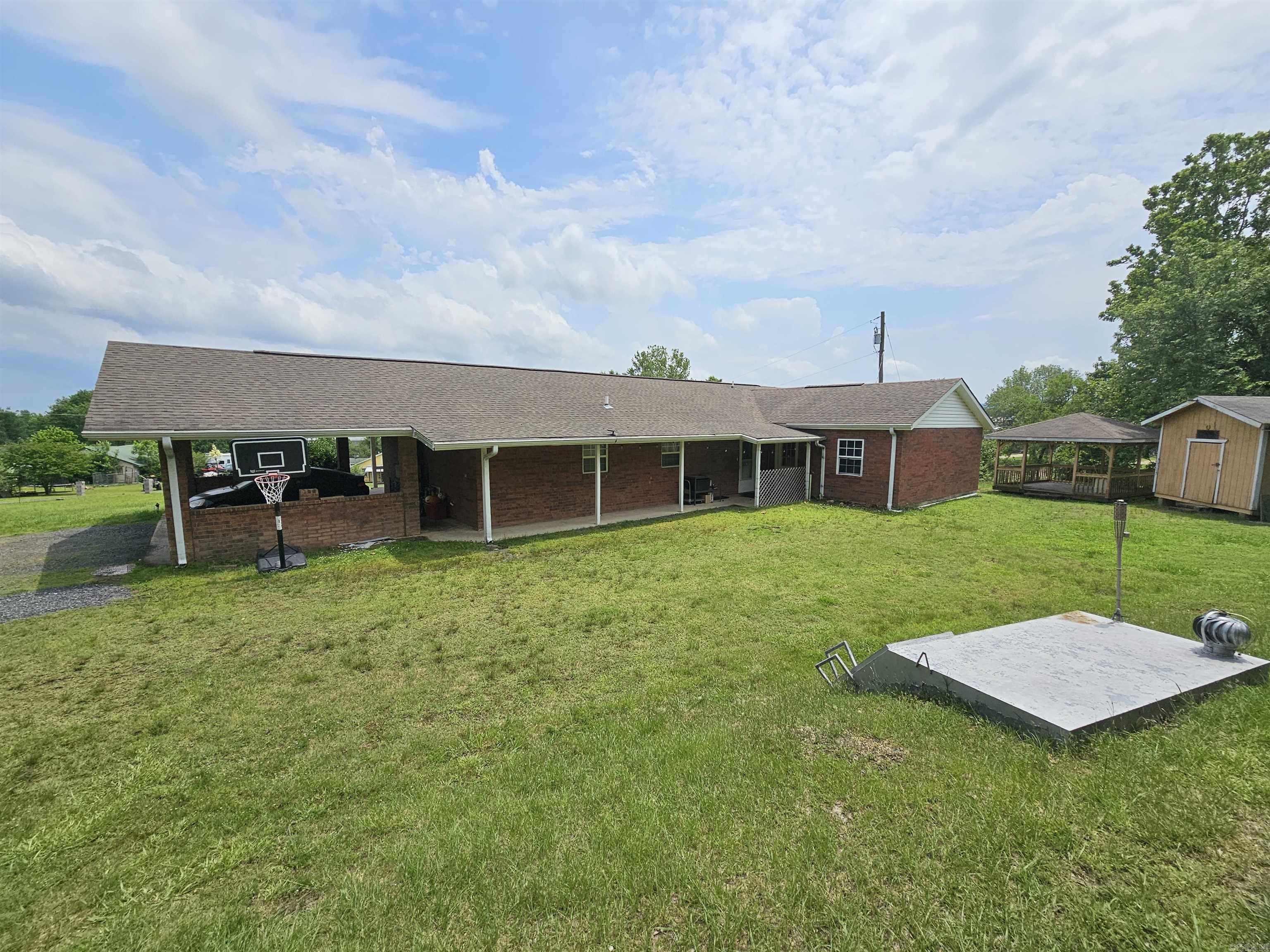 209  Church Ave  Mena, AR