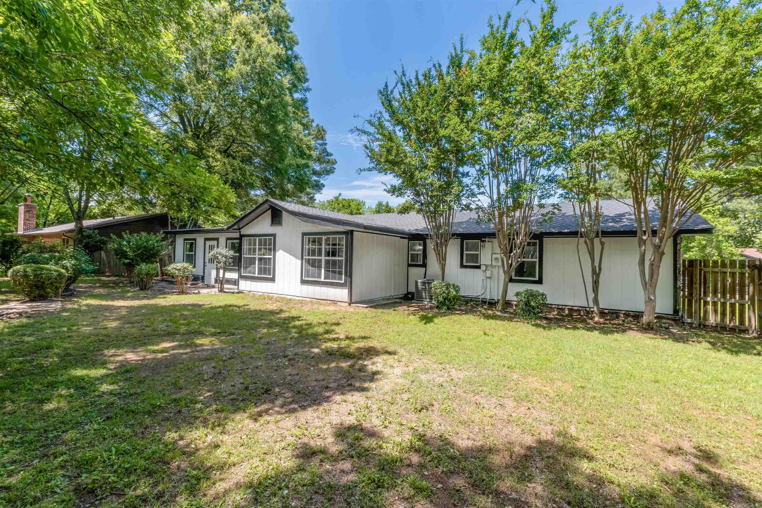 1907 Creekwood Drive Conway, AR 72032