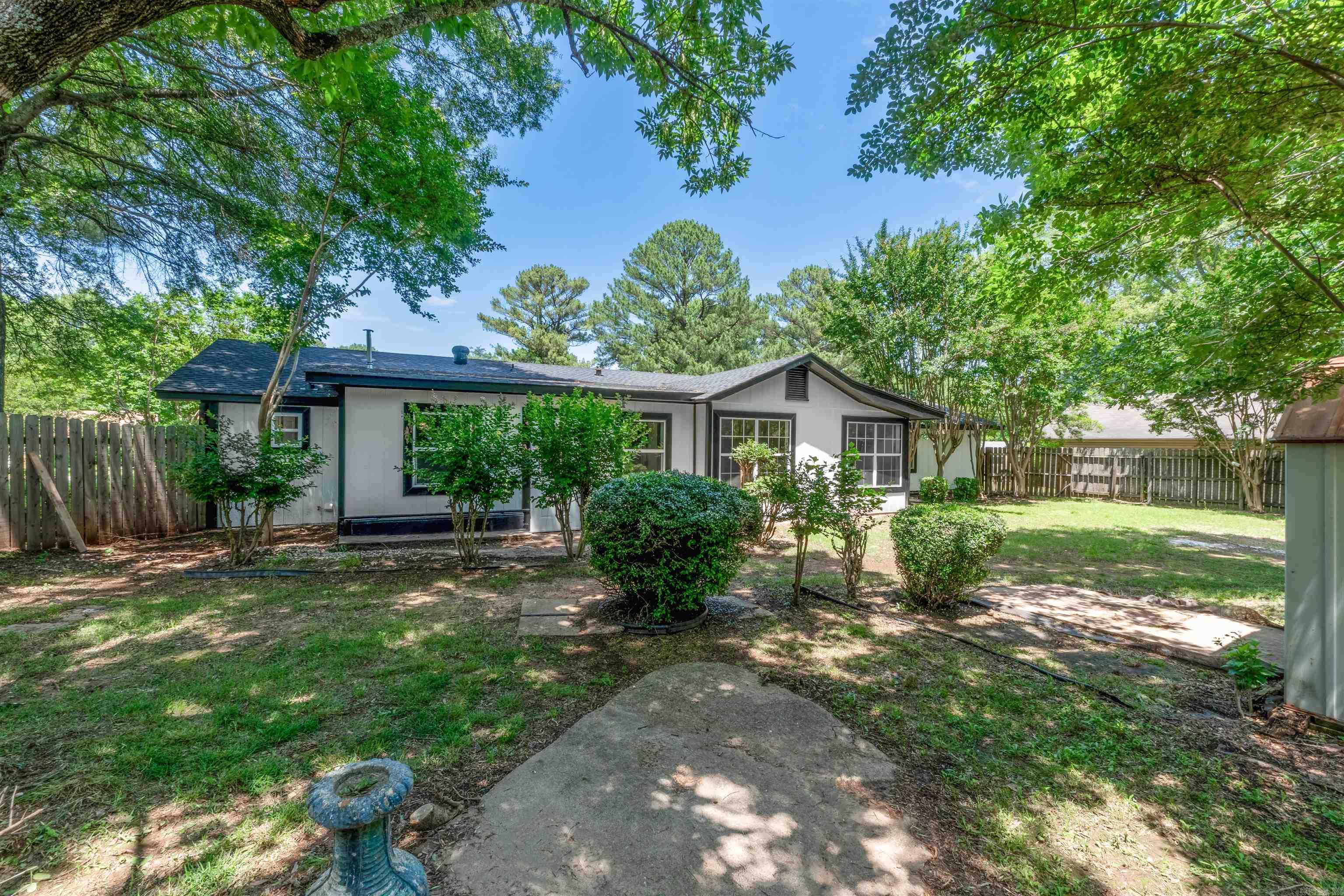 1907 Creekwood Drive Conway, AR 72032