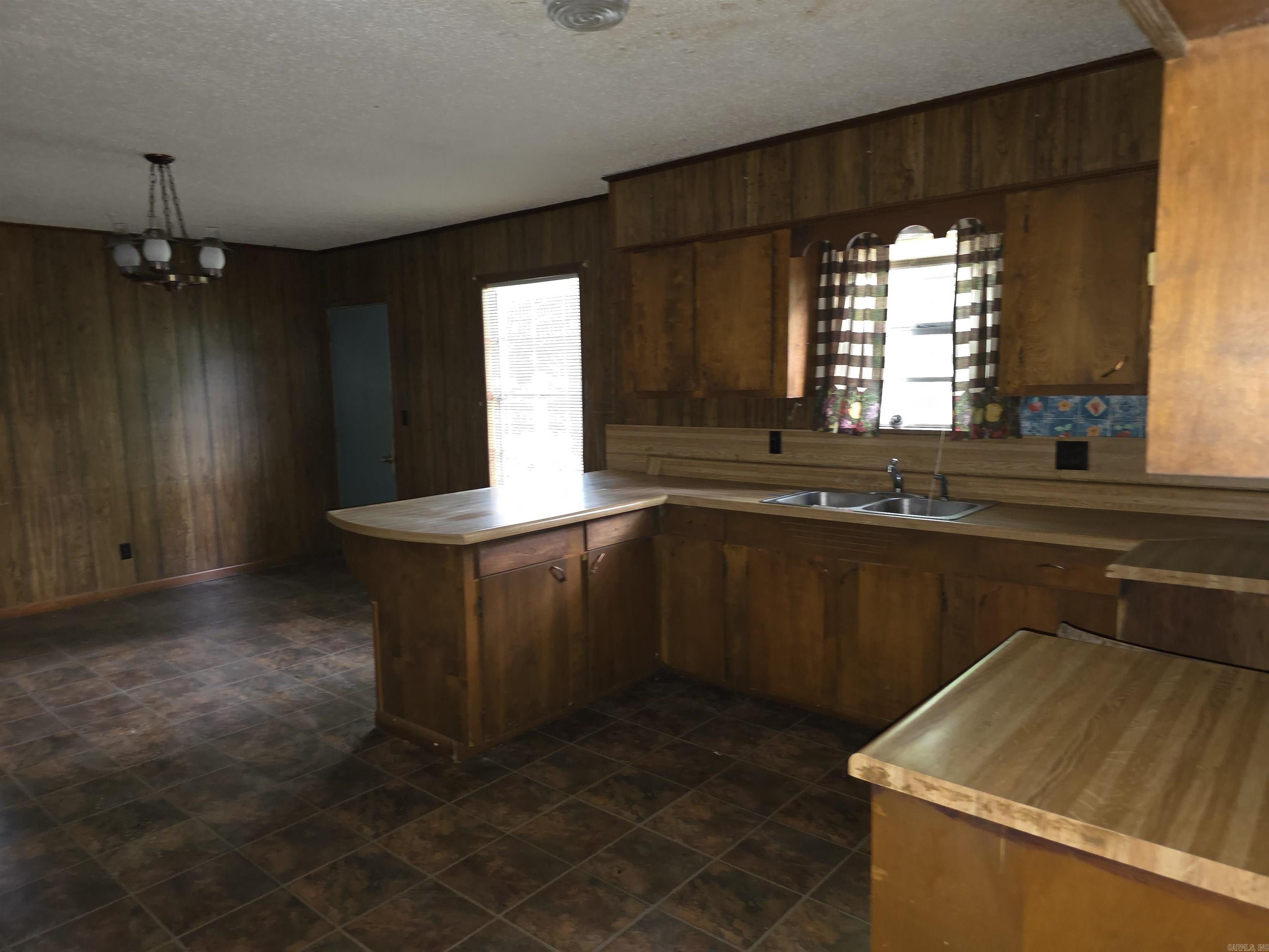 85  Bailey  Morrilton, AR