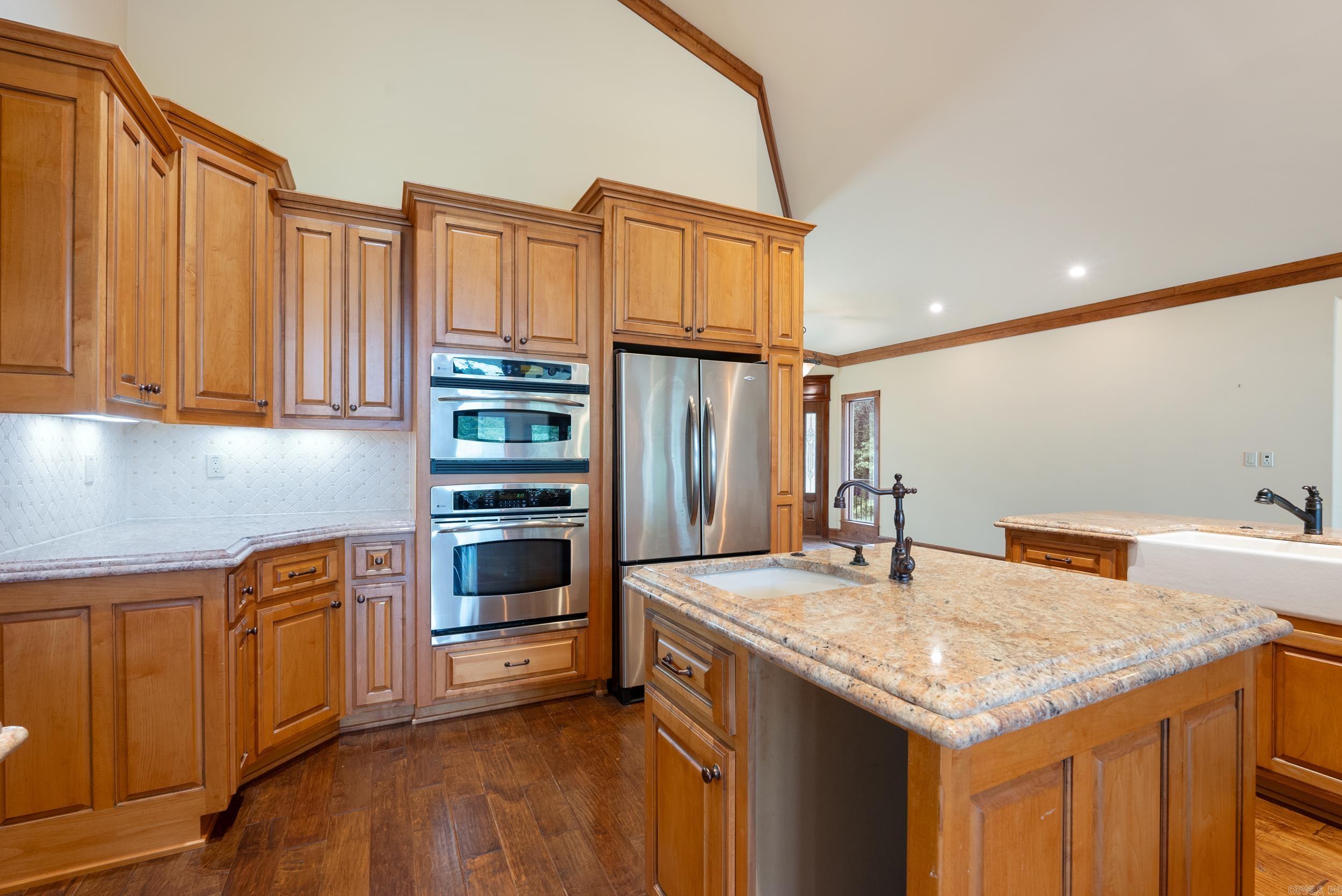 261  Peninsula  Hot Springs, AR