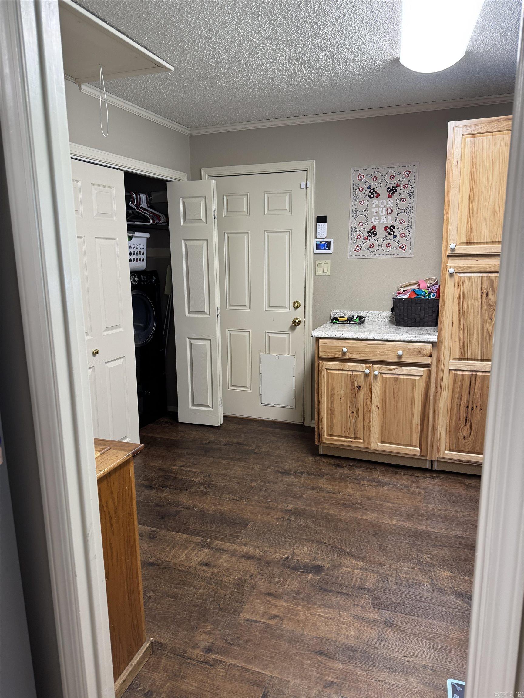 112  Robinhood  Hot Springs, AR