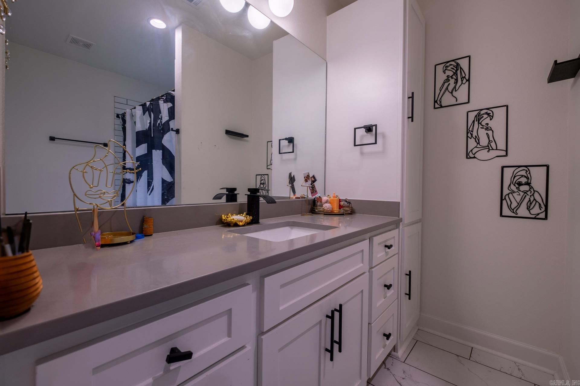 2103  Wolfe  Little Rock, AR