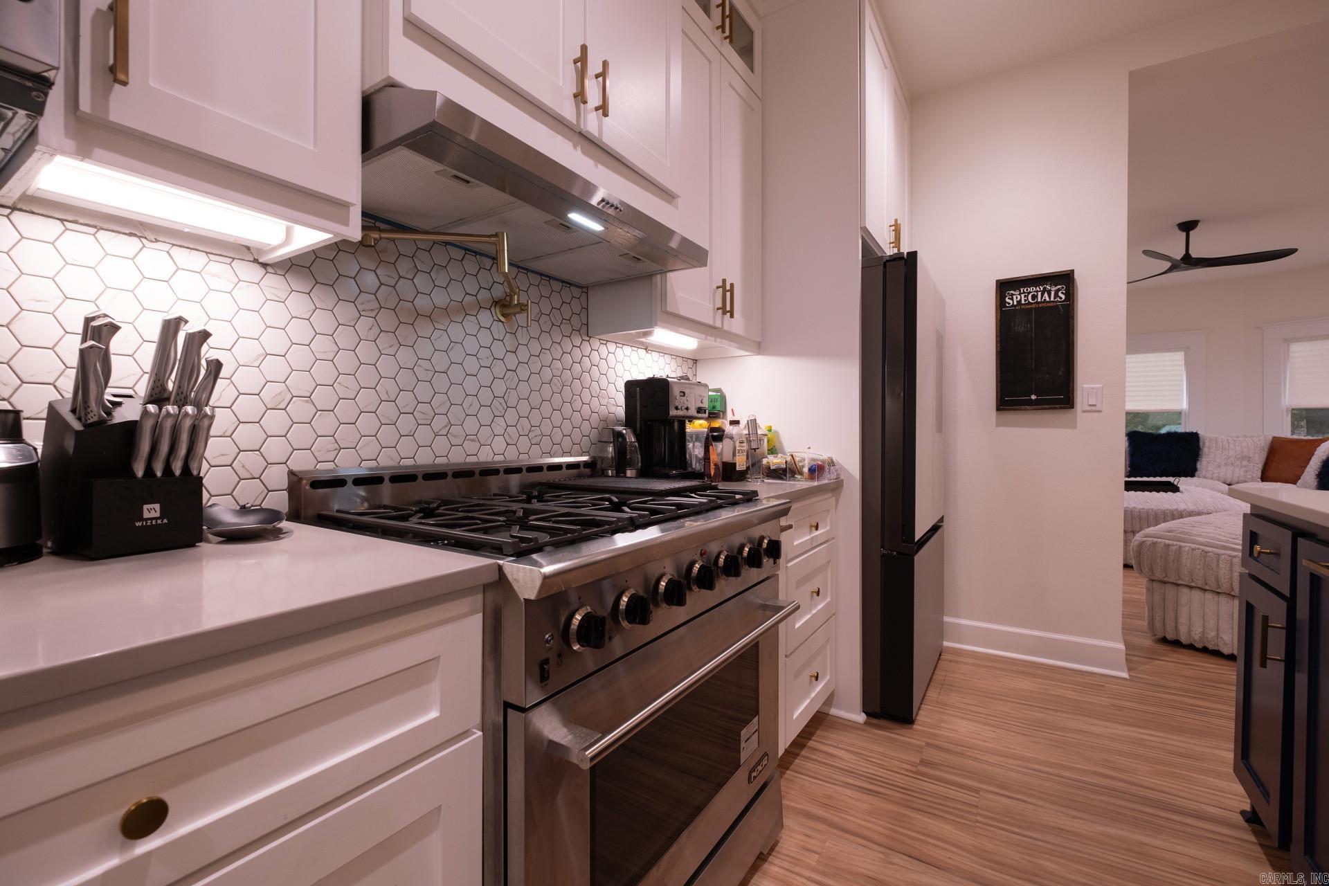 2103  Wolfe  Little Rock, AR