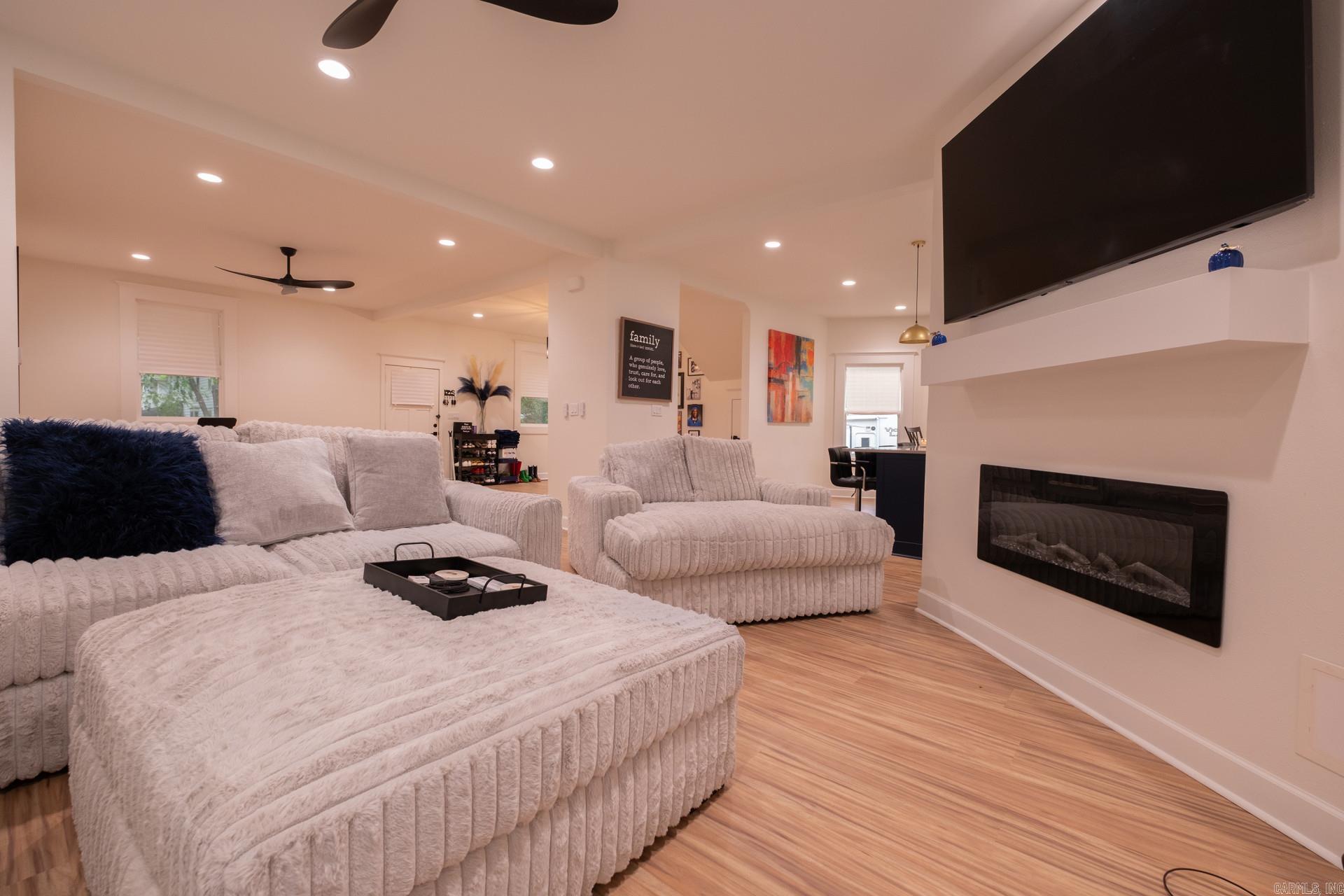 2103  Wolfe  Little Rock, AR