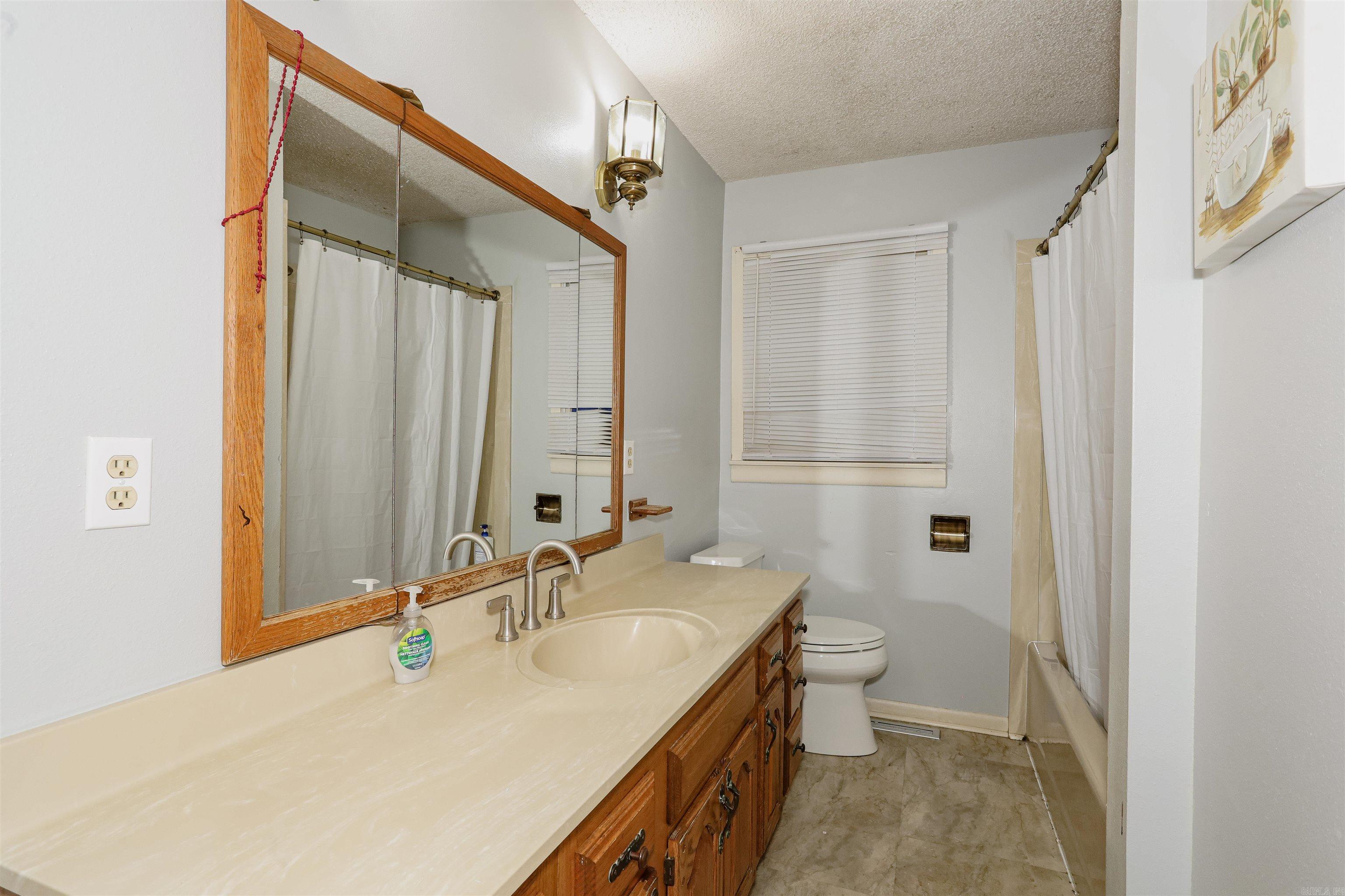 200  Sonnet  Hot Springs, AR