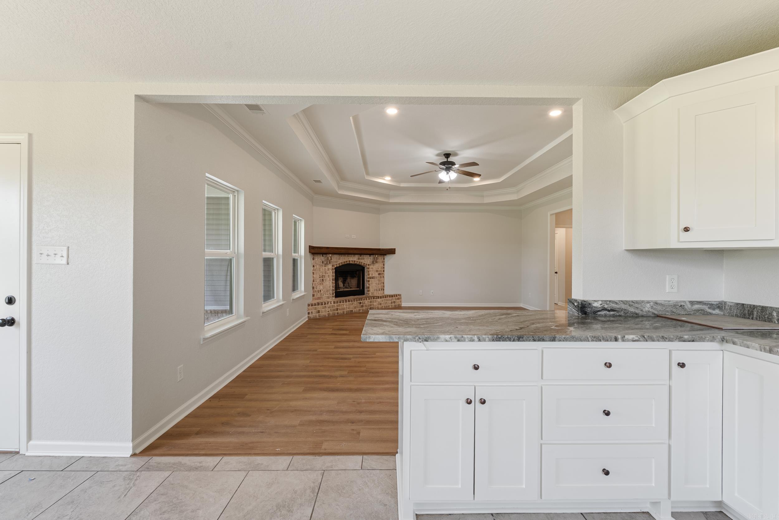 15987 E Miller Sardis Road Bauxite, AR 72011
