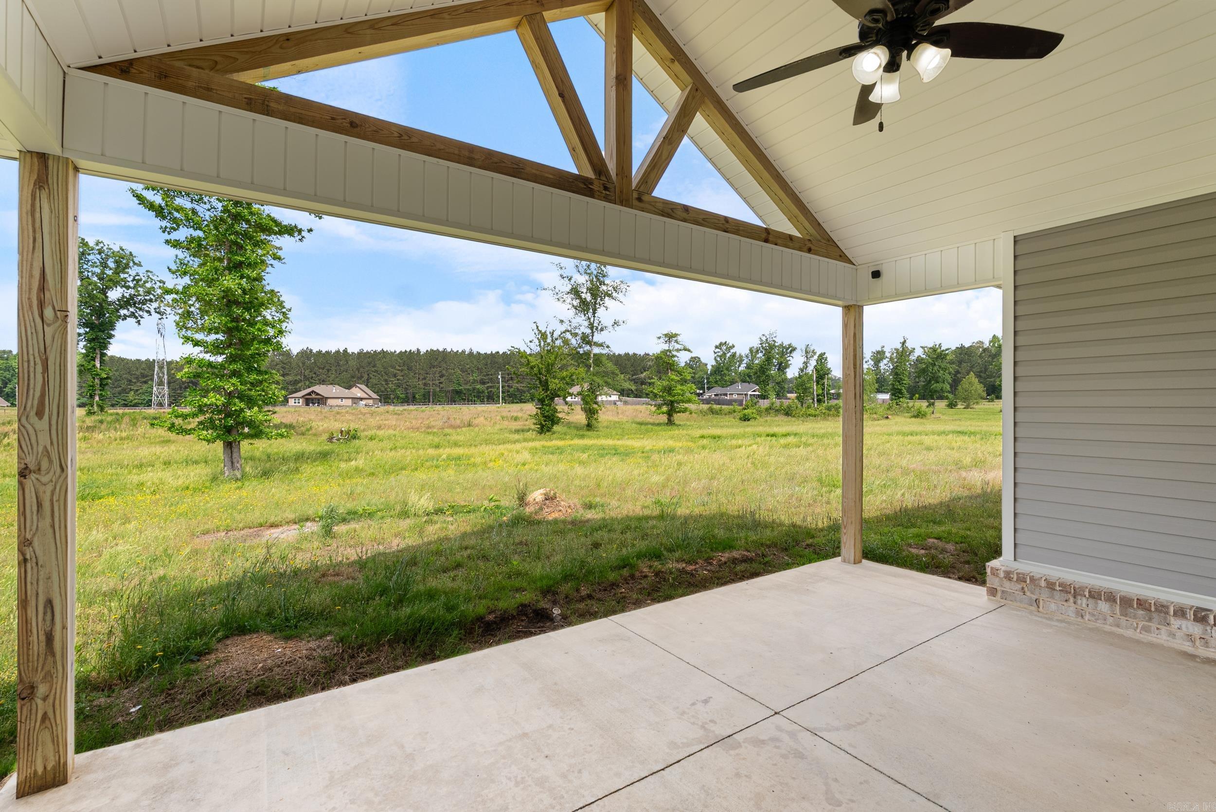 15987 E Miller Sardis Road Bauxite, AR 72011
