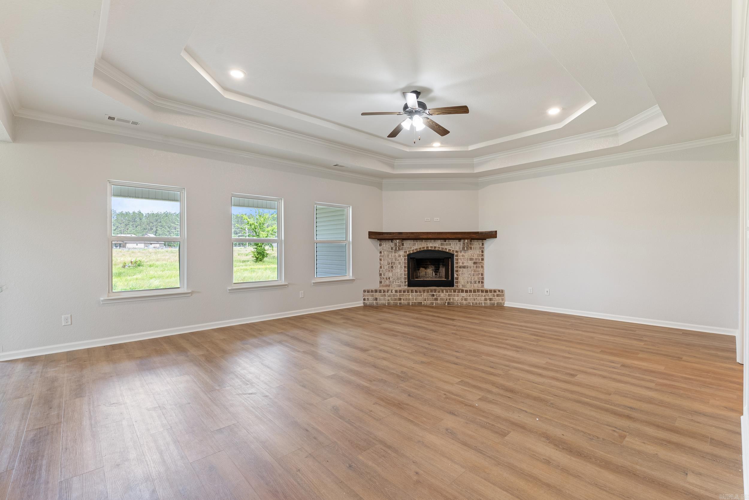 15987 E Miller Sardis Road Bauxite, AR 72011
