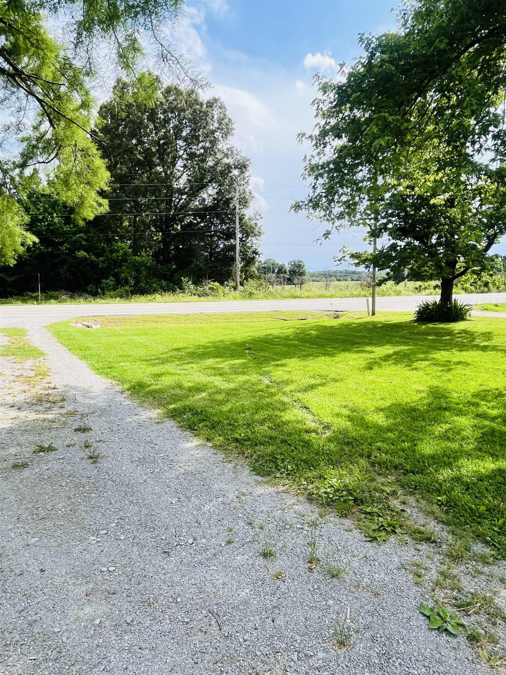 8815  White  Cord, AR