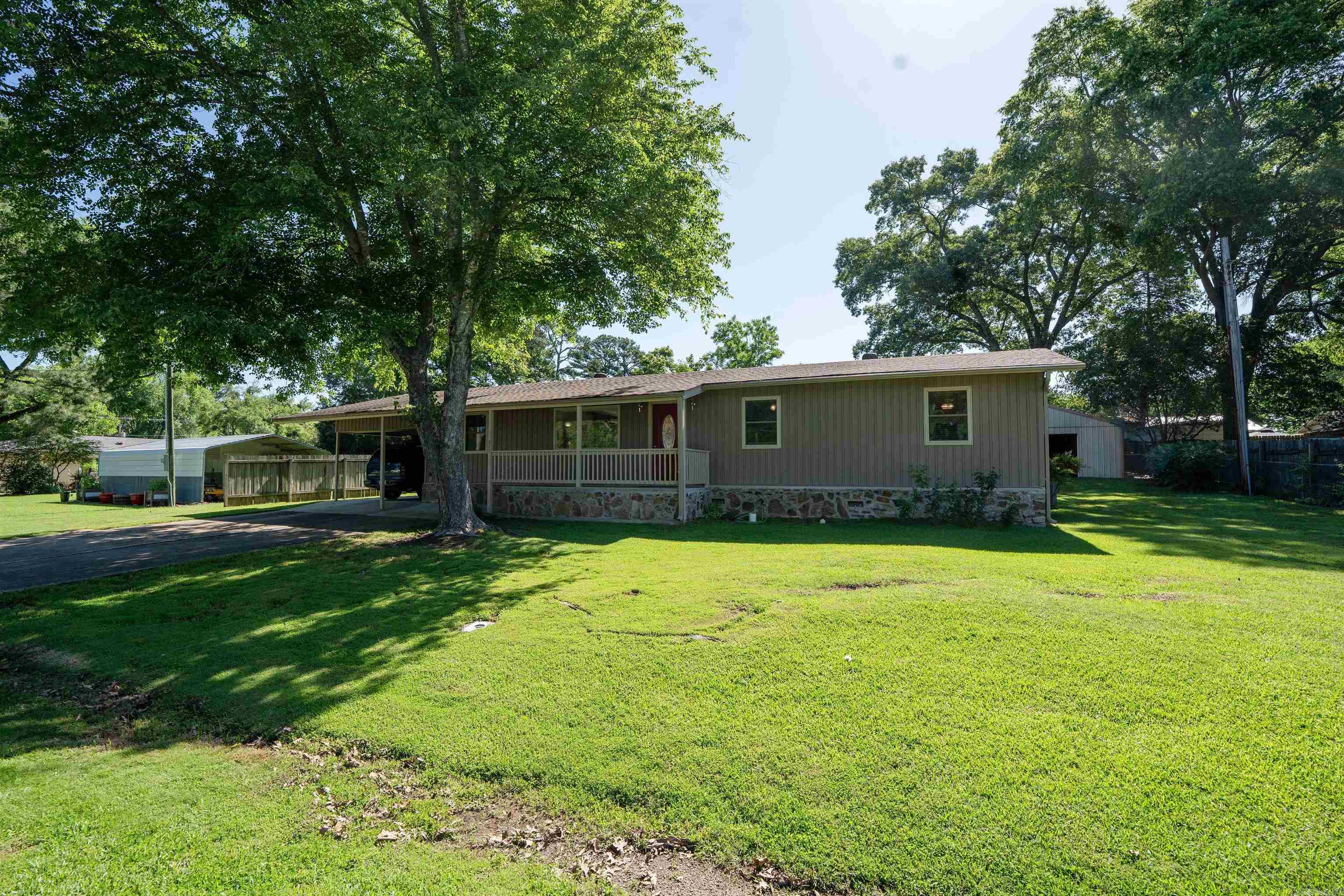 427  Lee  Heber Springs, AR