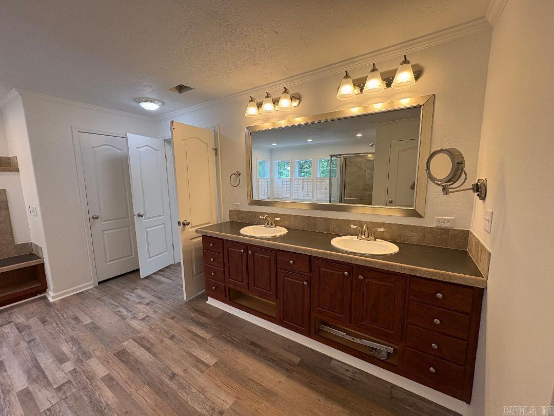 12830  Griffin  Des Arc, AR