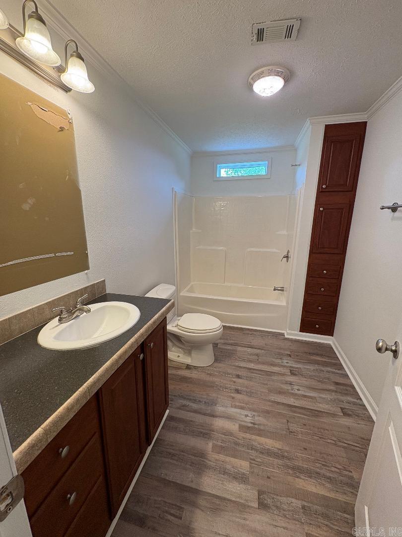 12830  Griffin  Des Arc, AR