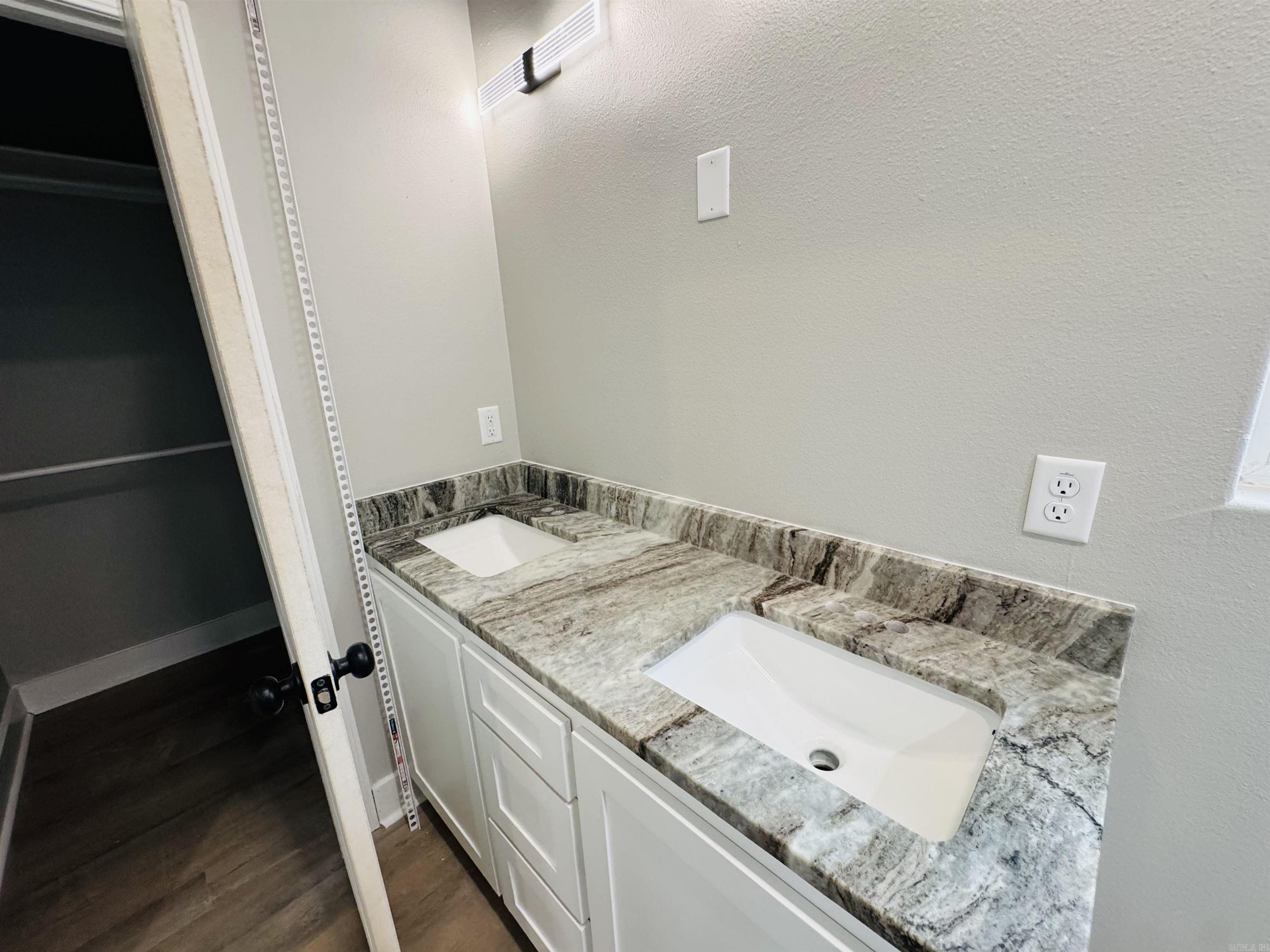 207 W military  North Little Rock, AR