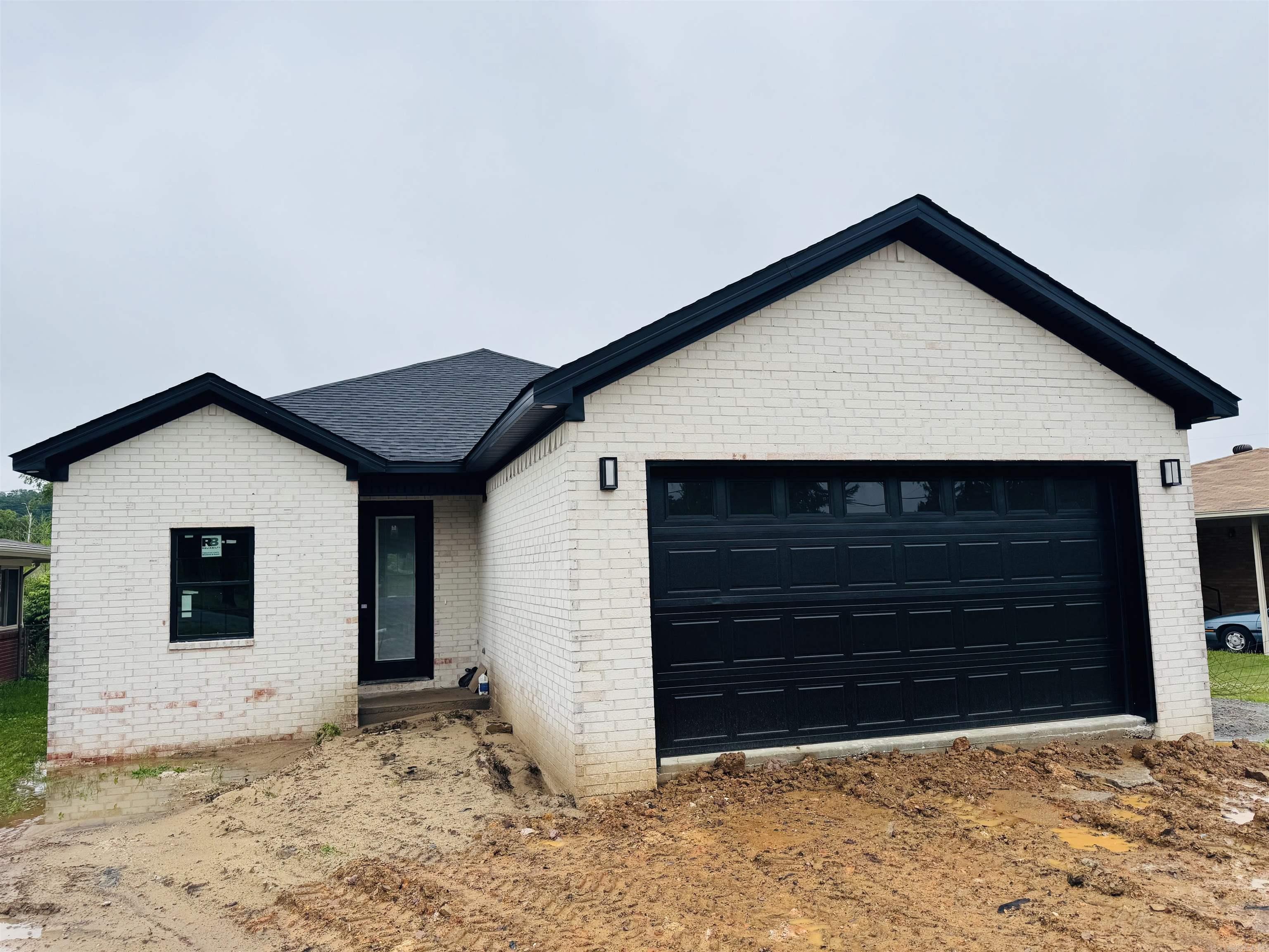 207 W military  North Little Rock, AR