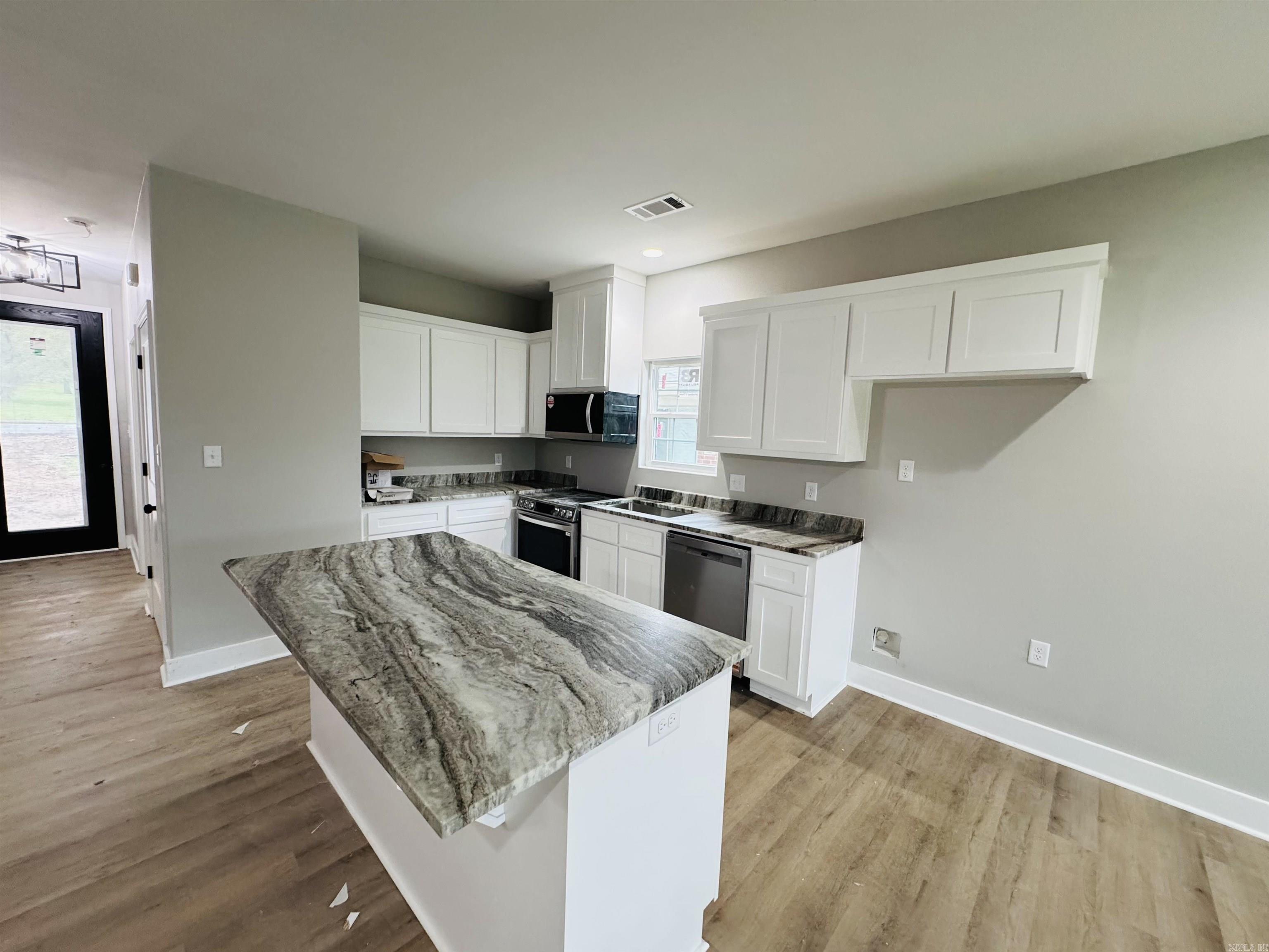 207 W military  North Little Rock, AR
