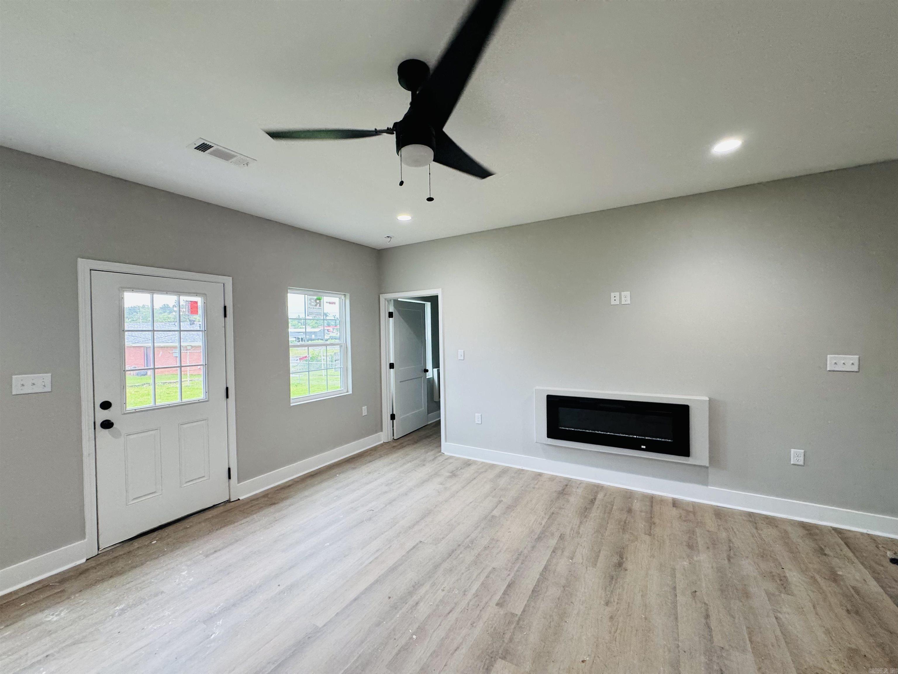207 W military  North Little Rock, AR