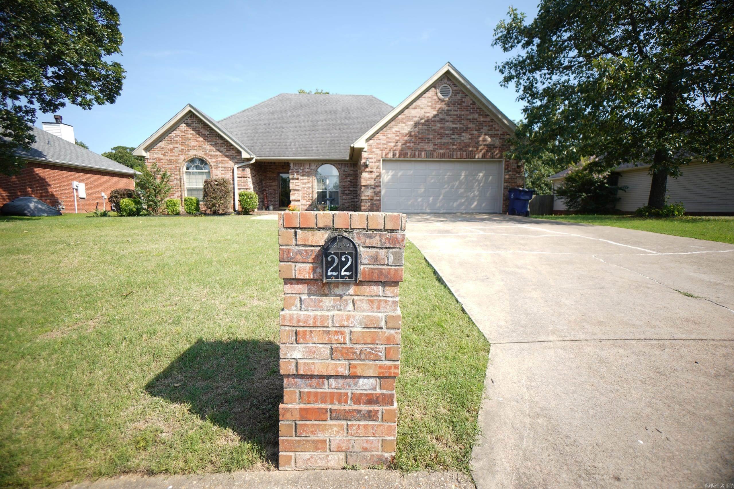 22 W Point  Maumelle, AR