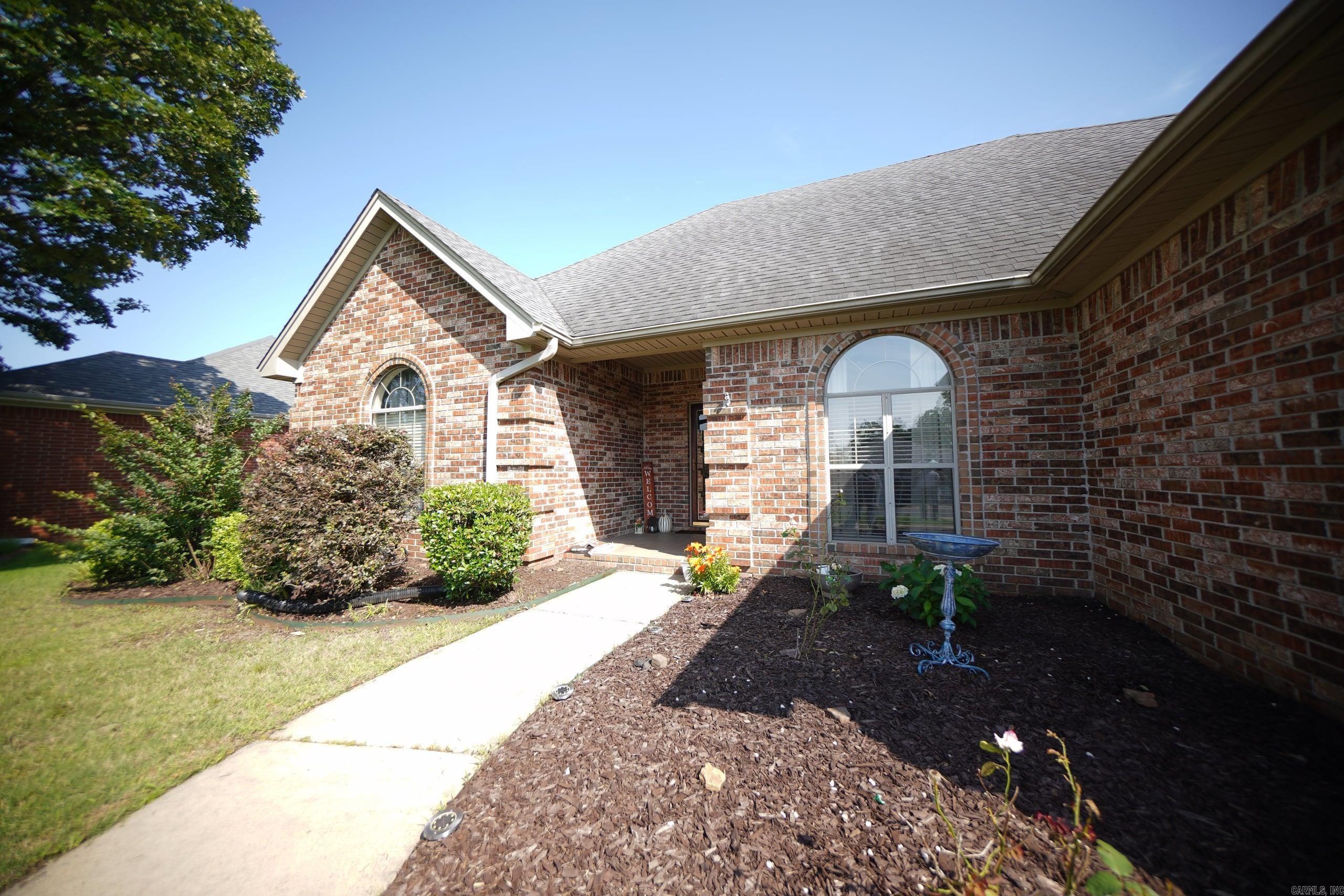 22 W Point  Maumelle, AR