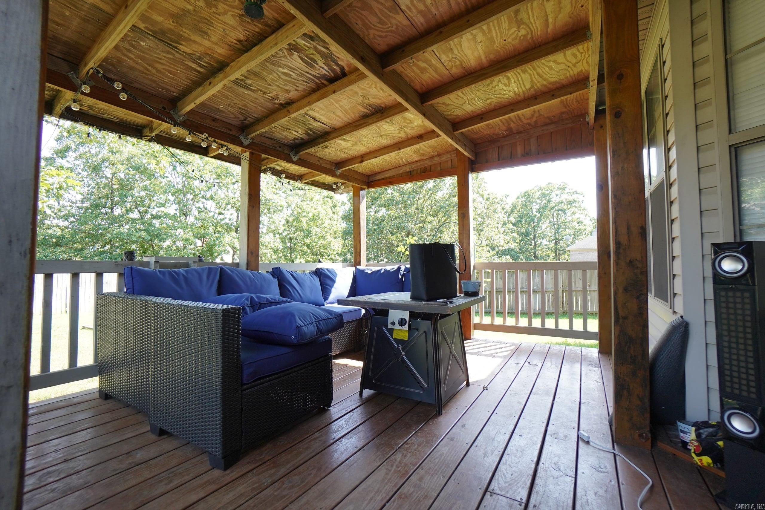 22 W Point  Maumelle, AR