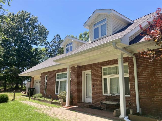 157 E Hawkview  Royal, AR