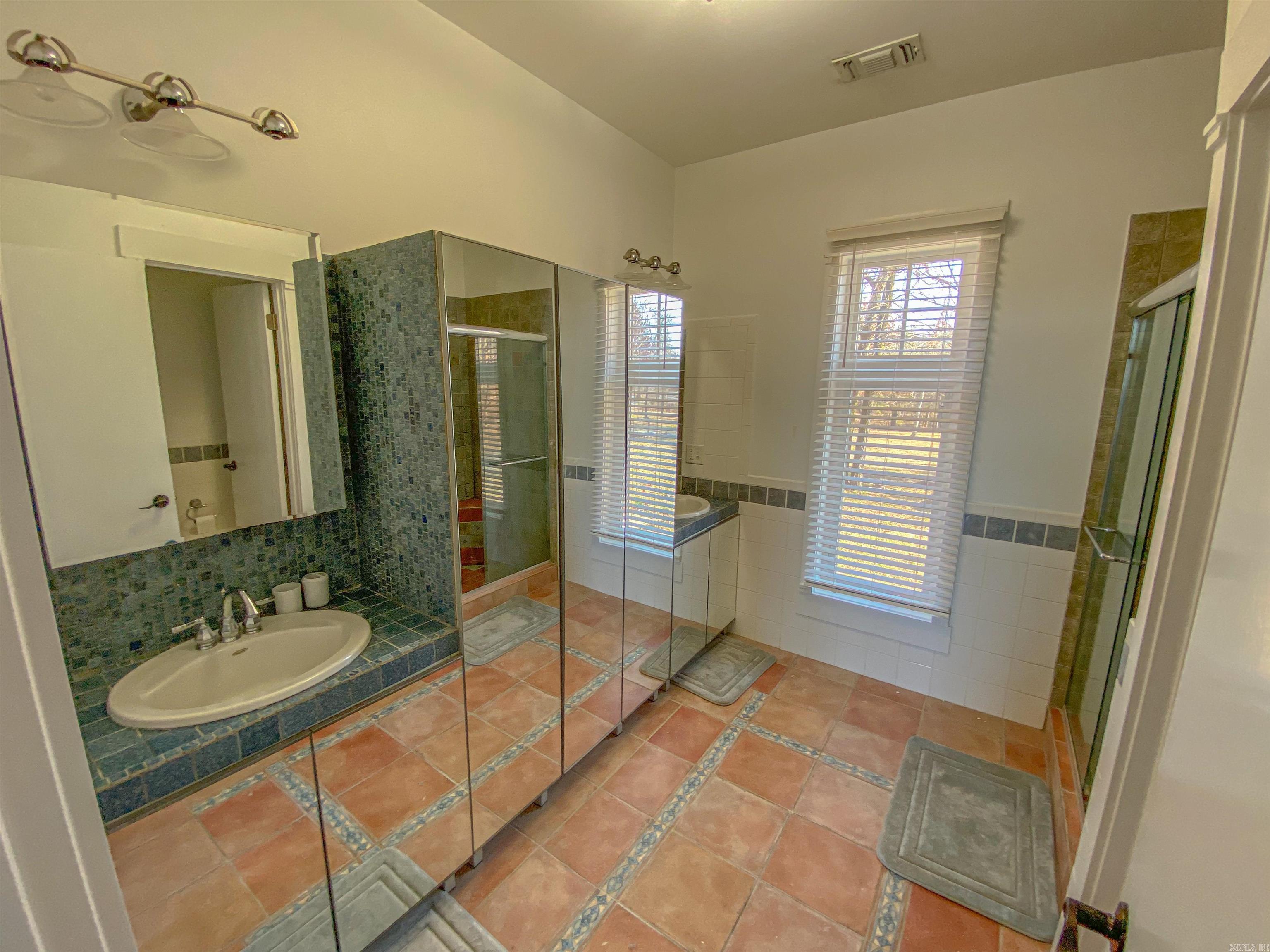 157 E Hawkview Place Royal, AR 71968