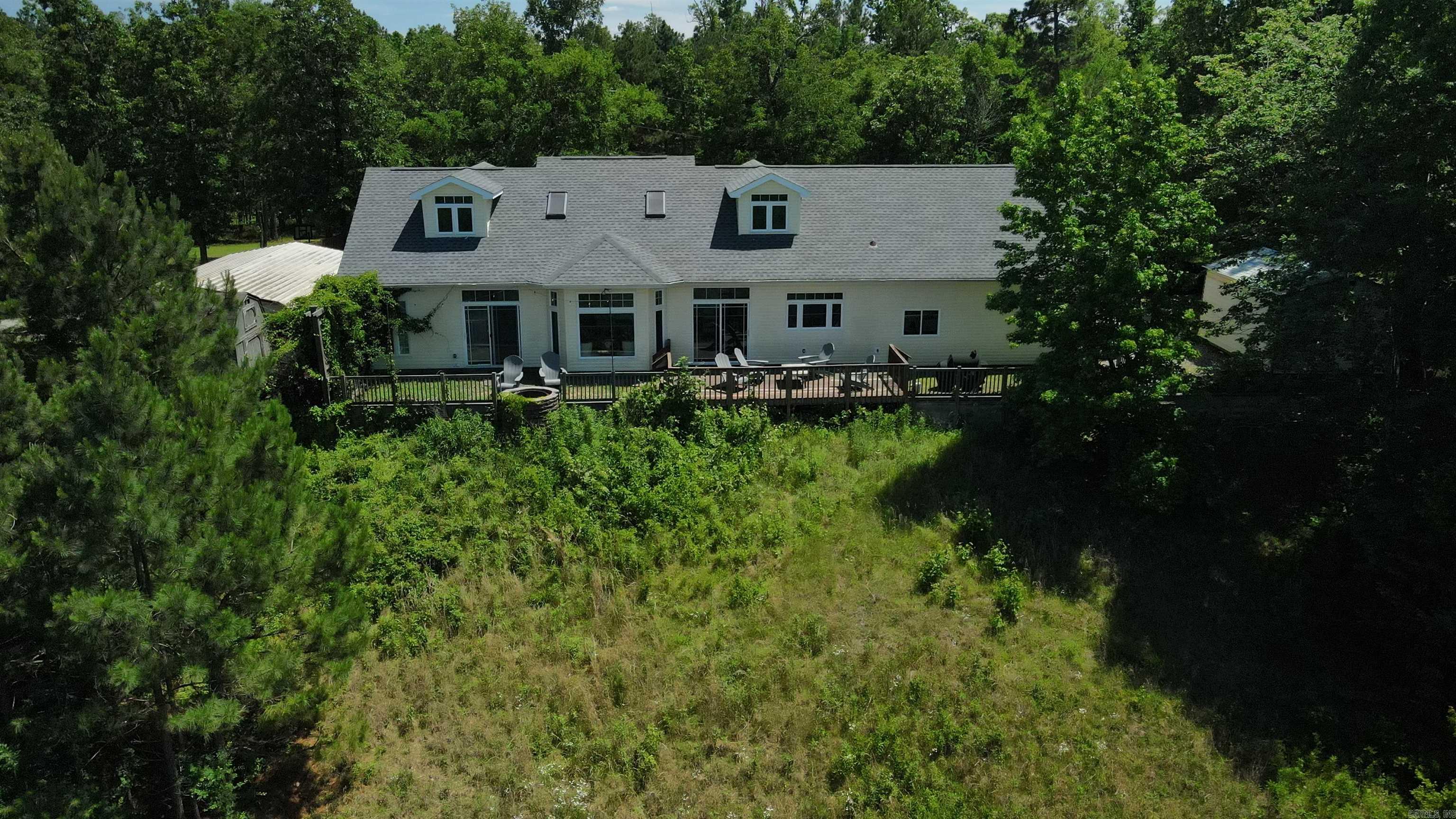157 E Hawkview  Royal, AR