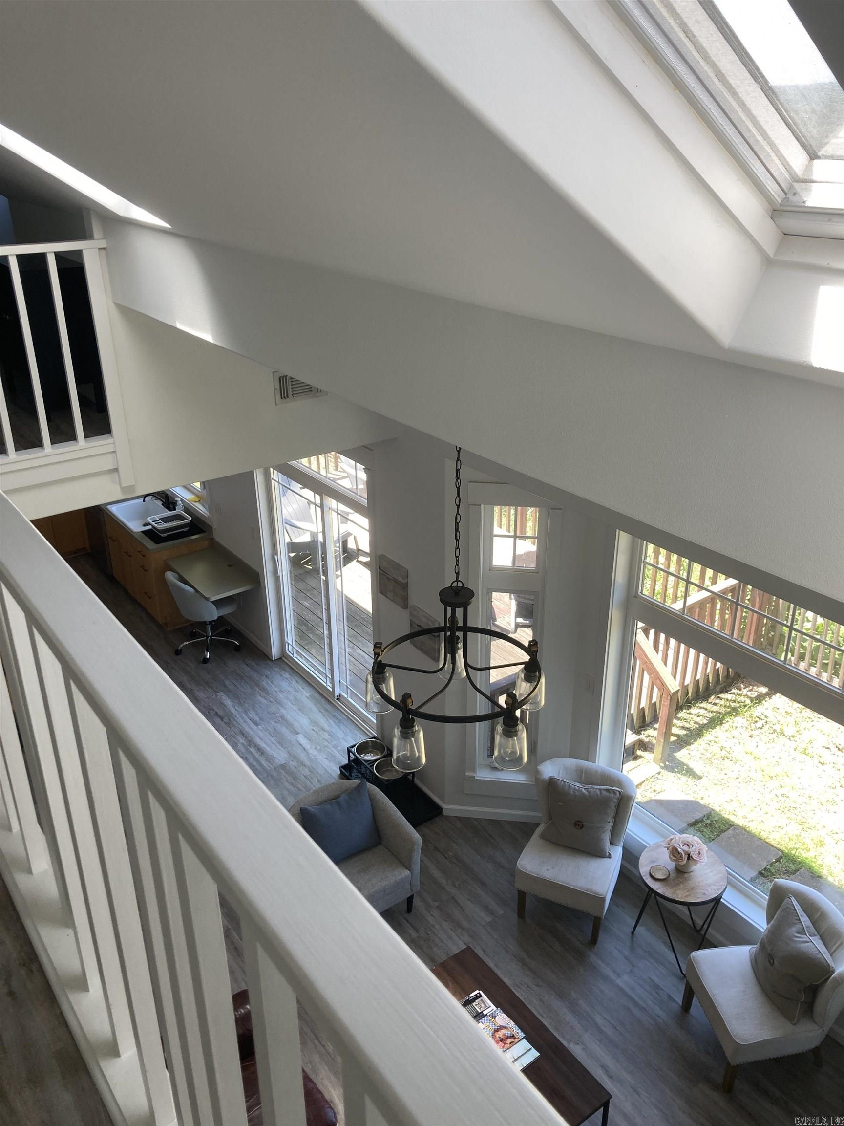 157 E Hawkview  Royal, AR