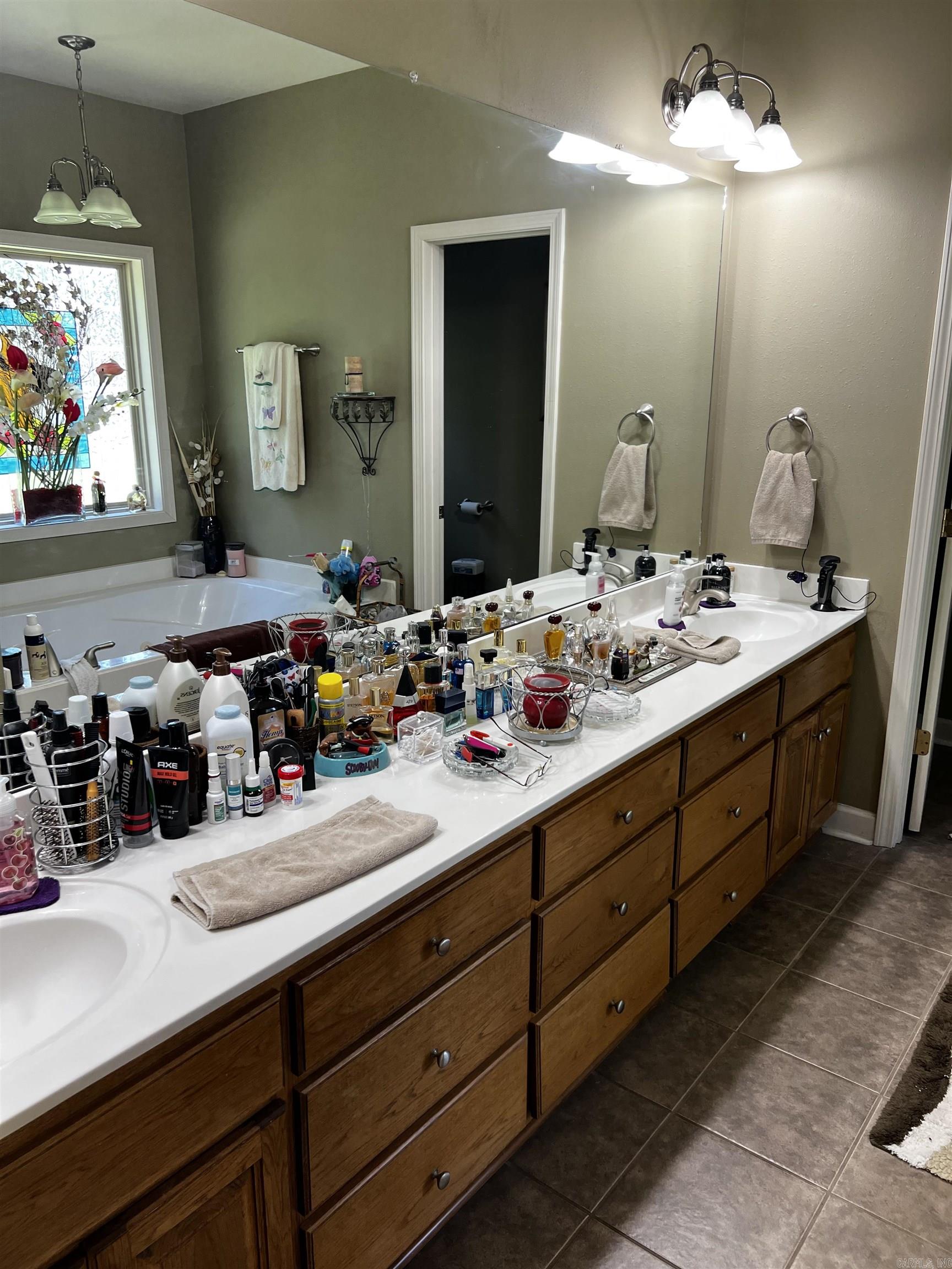148  Leatherwood  Batesville, AR