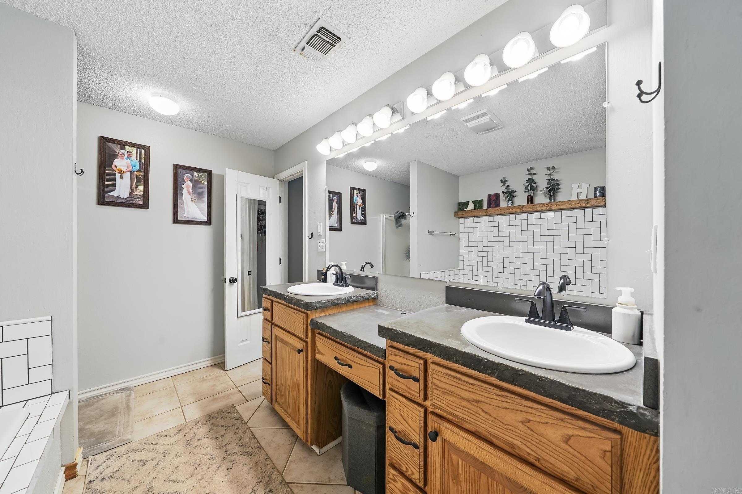 430  Avon  De Queen, AR