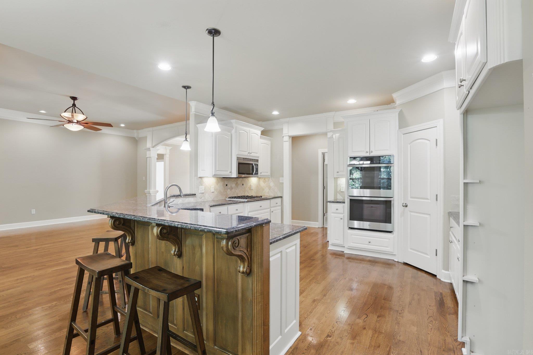 12  Woodfern Dr  Little Rock, AR