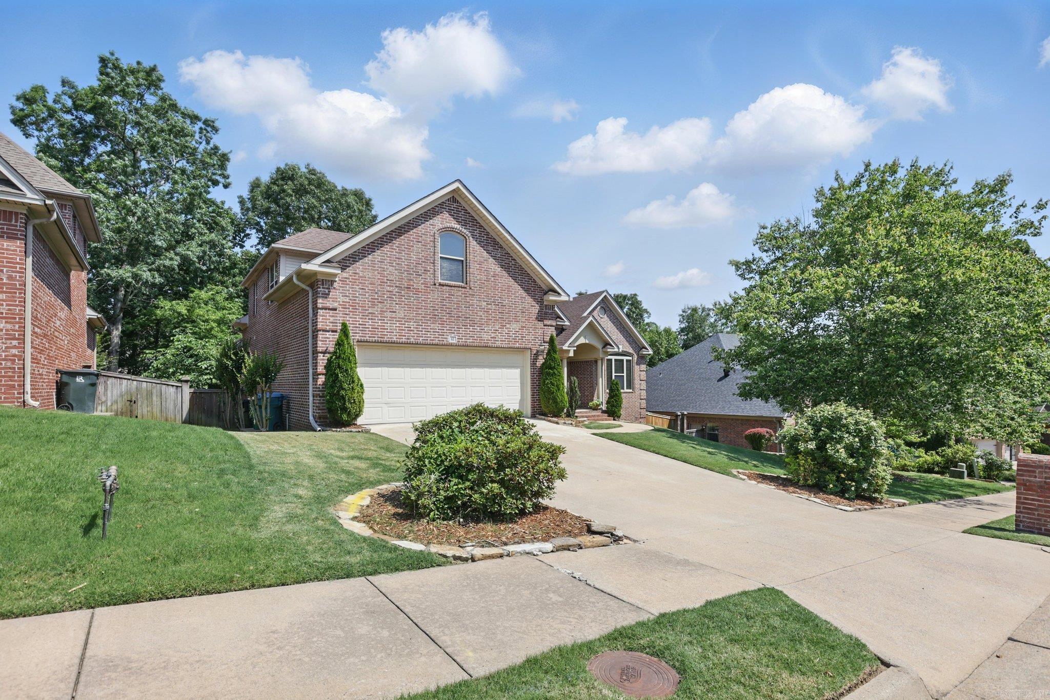 12  Woodfern Dr  Little Rock, AR