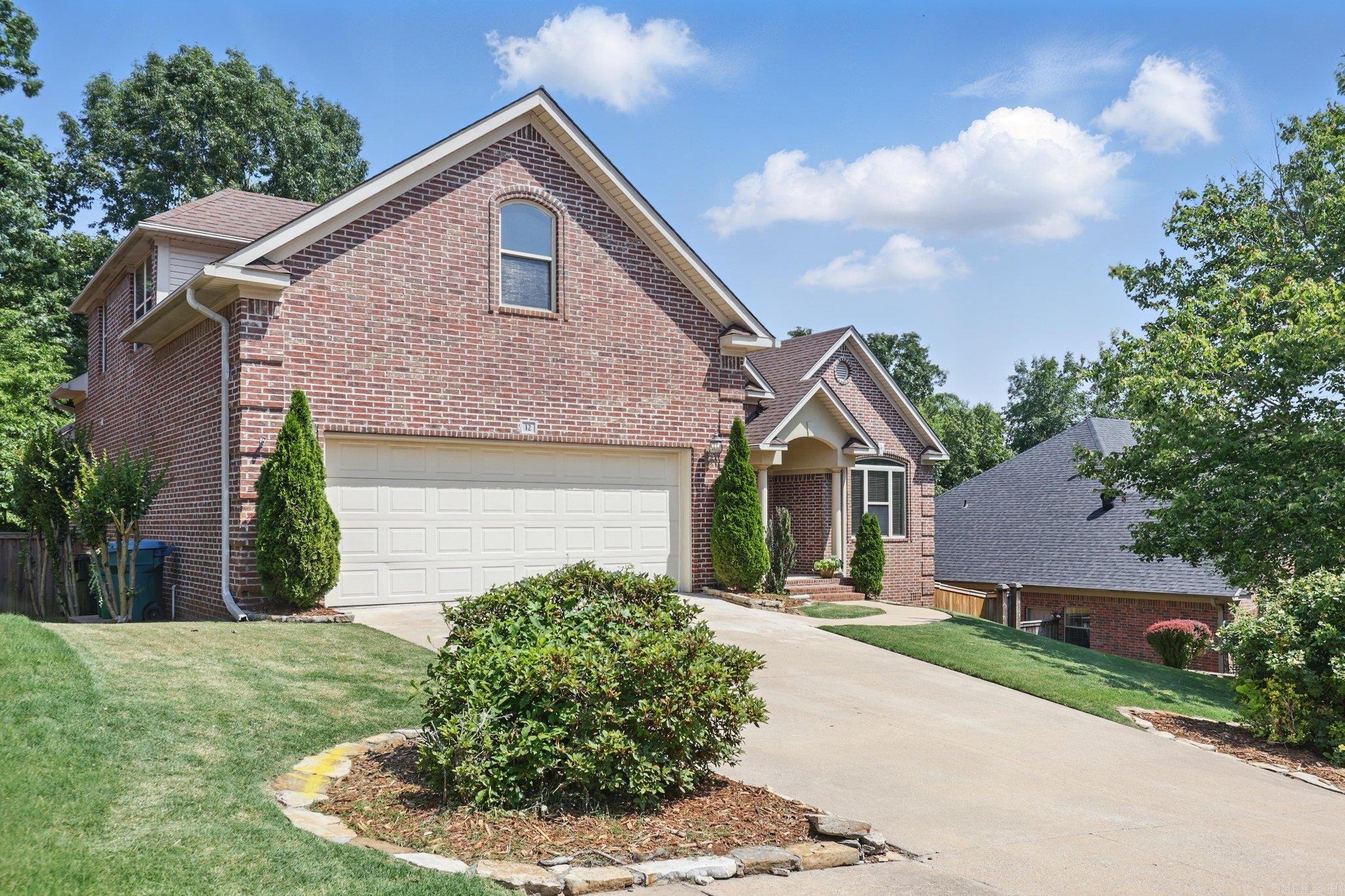 12  Woodfern Dr  Little Rock, AR