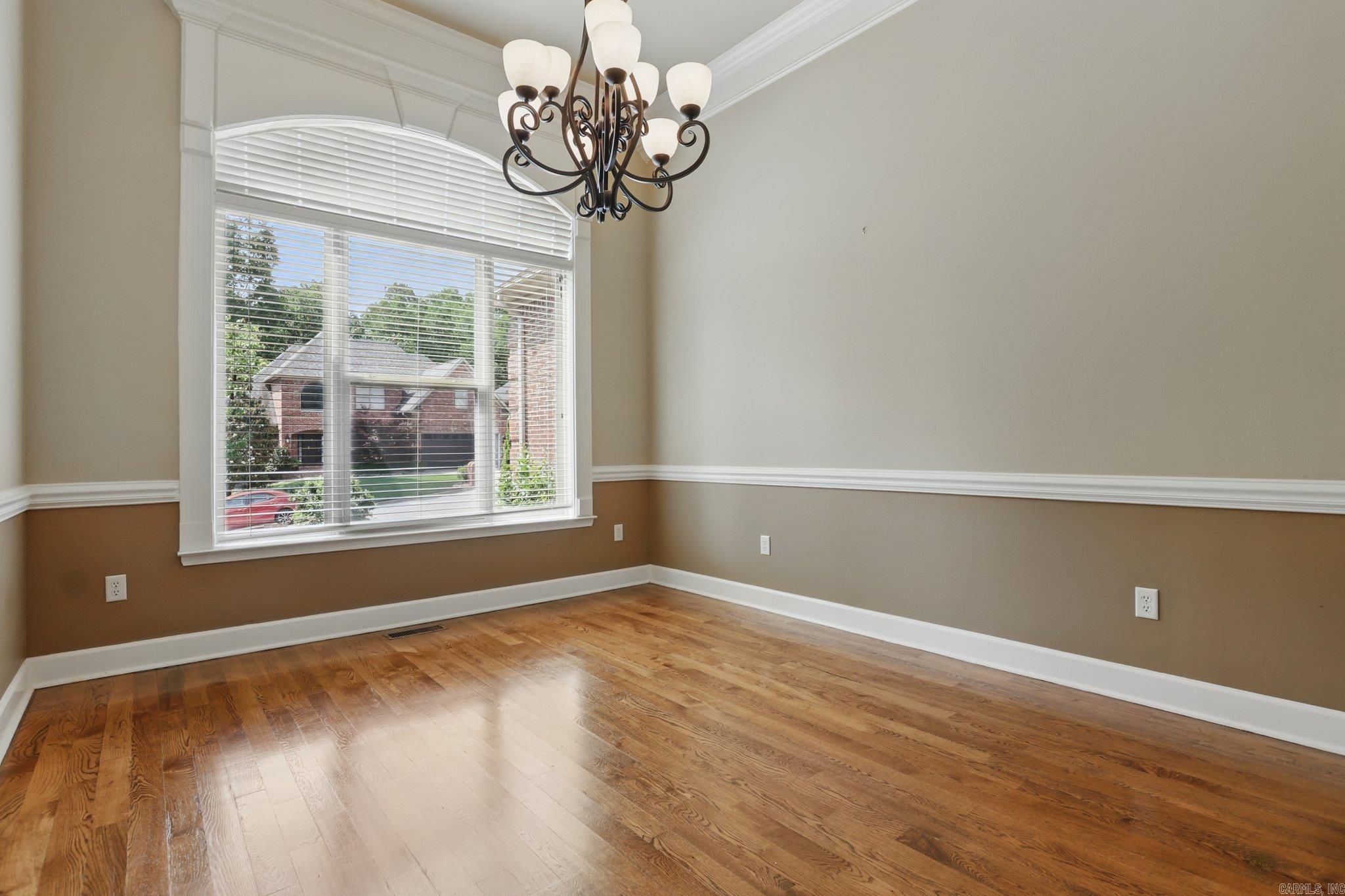 12  Woodfern Dr  Little Rock, AR