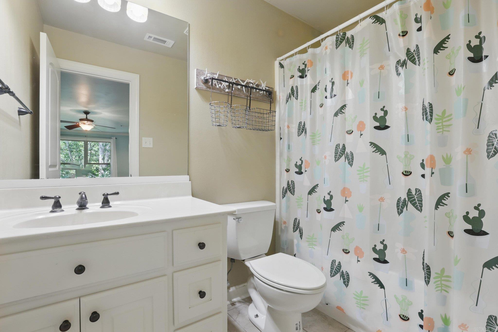 12  Woodfern Dr  Little Rock, AR