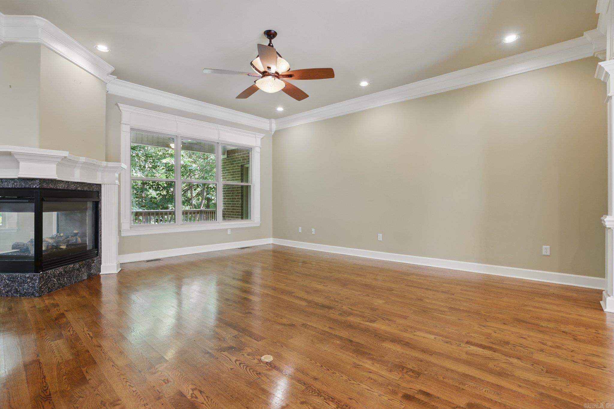 12  Woodfern Dr  Little Rock, AR