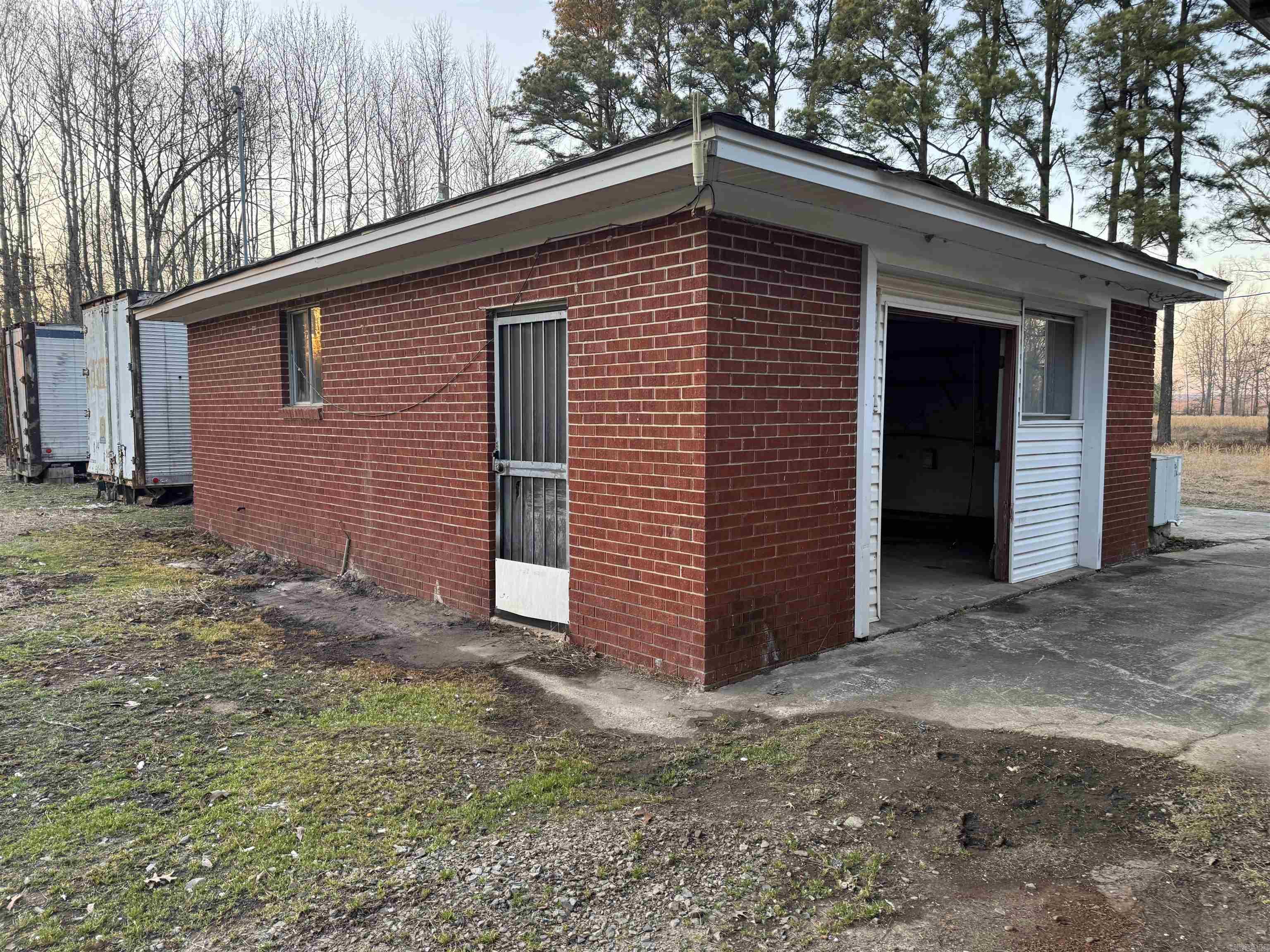 1127 E Highway 64  Bald Knob, AR